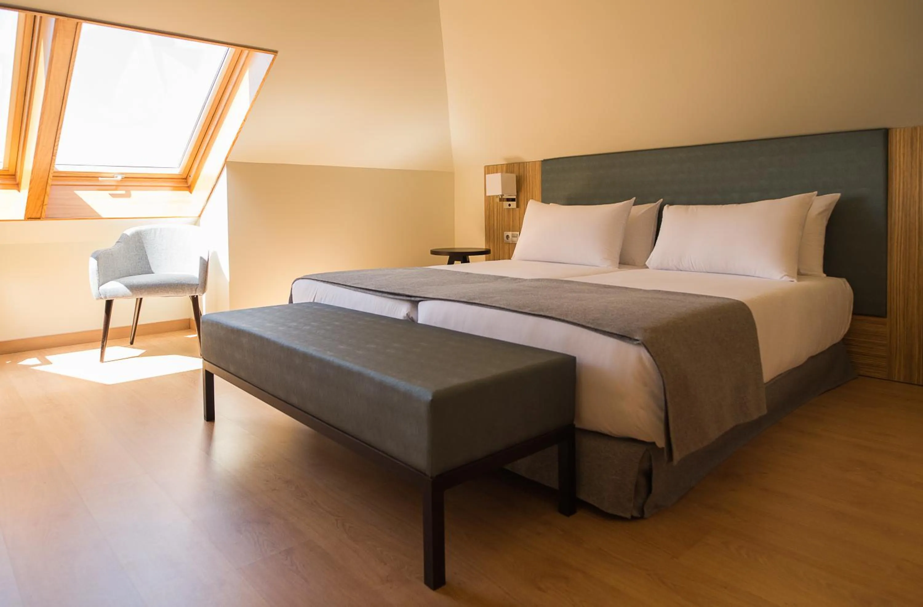 Photo of the whole room, Bed in Pousada A Lanzada