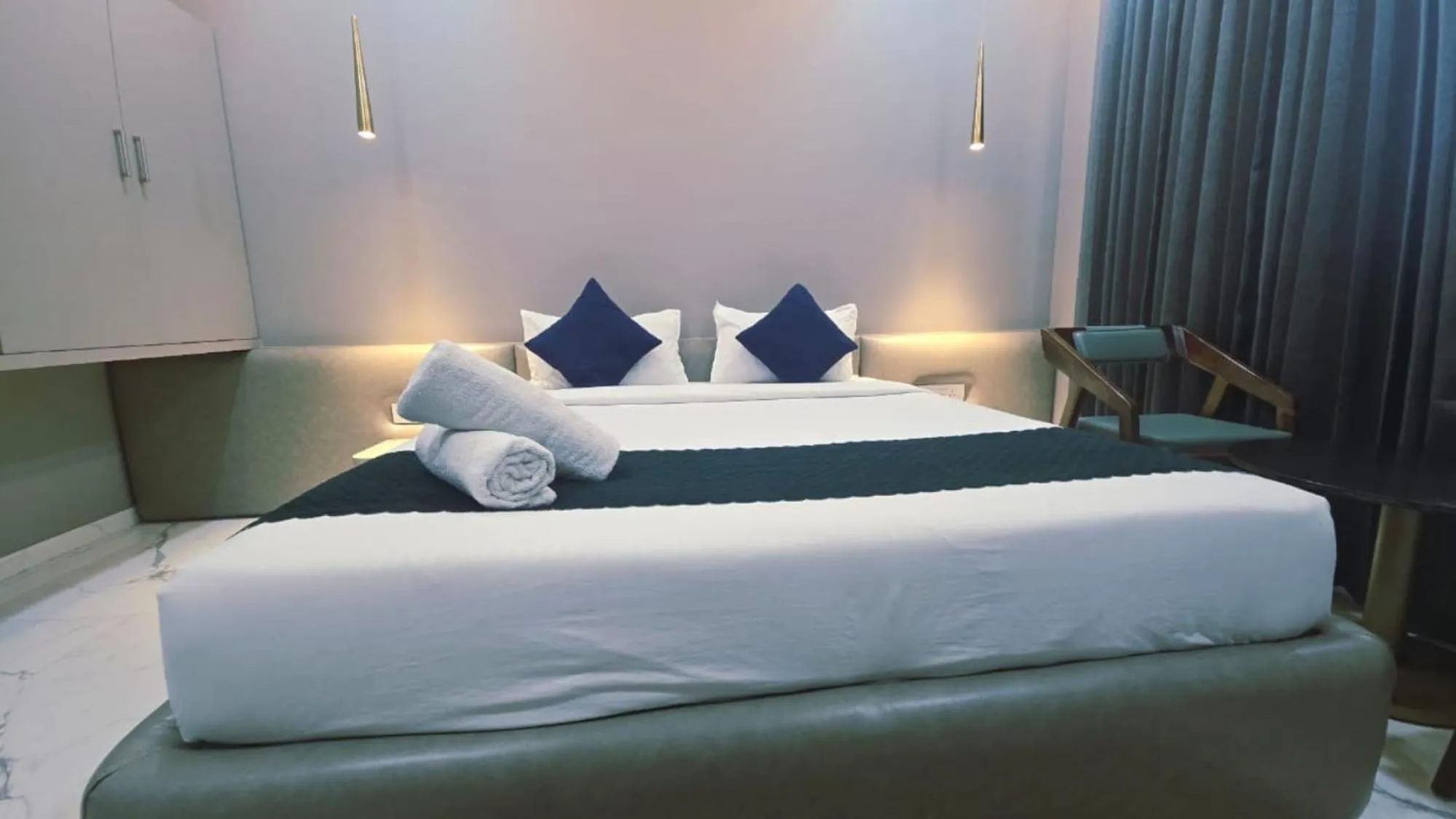 Bed in Hotel Laxmi Elite Karad