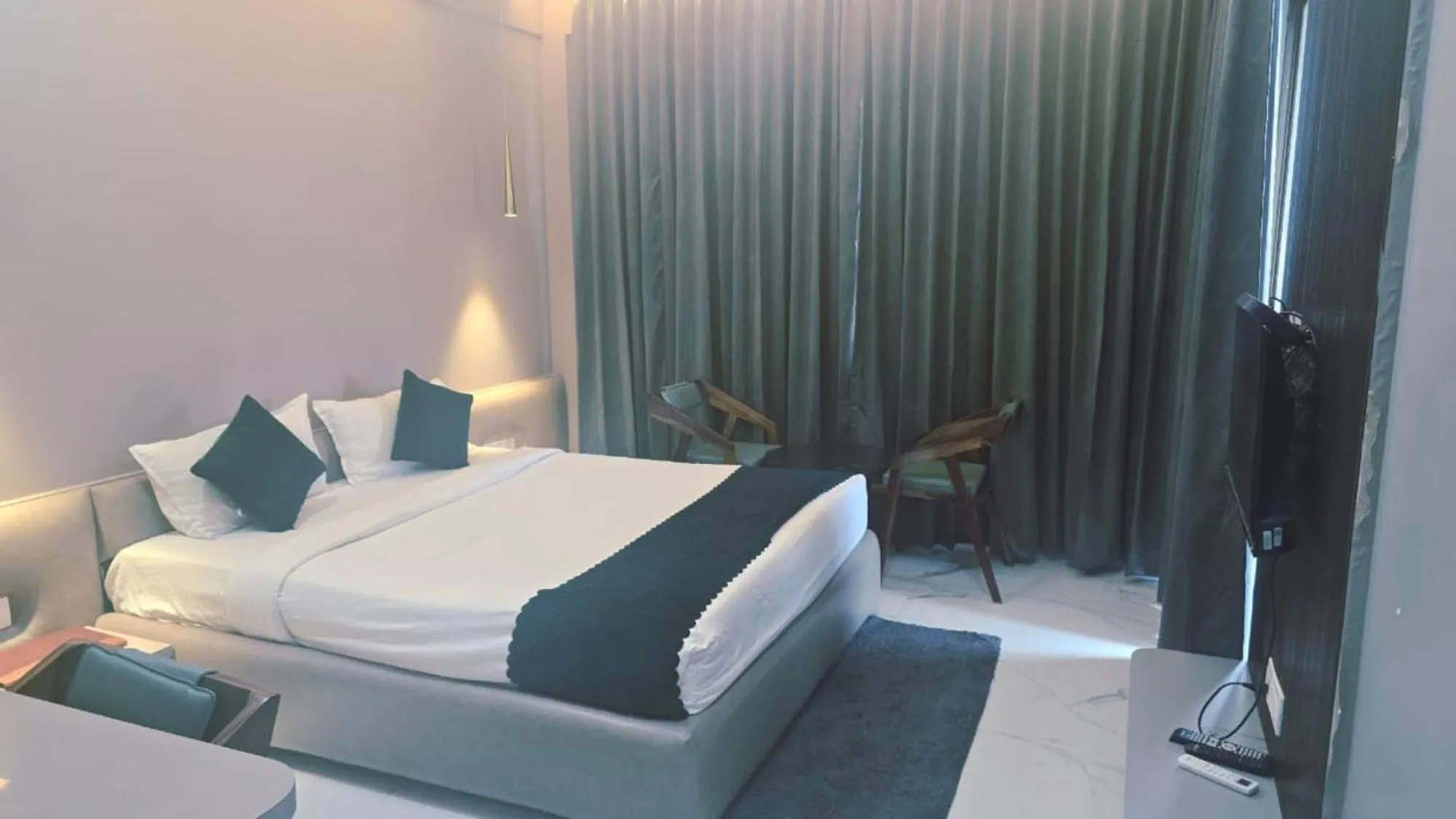 Bed in Hotel Laxmi Elite Karad