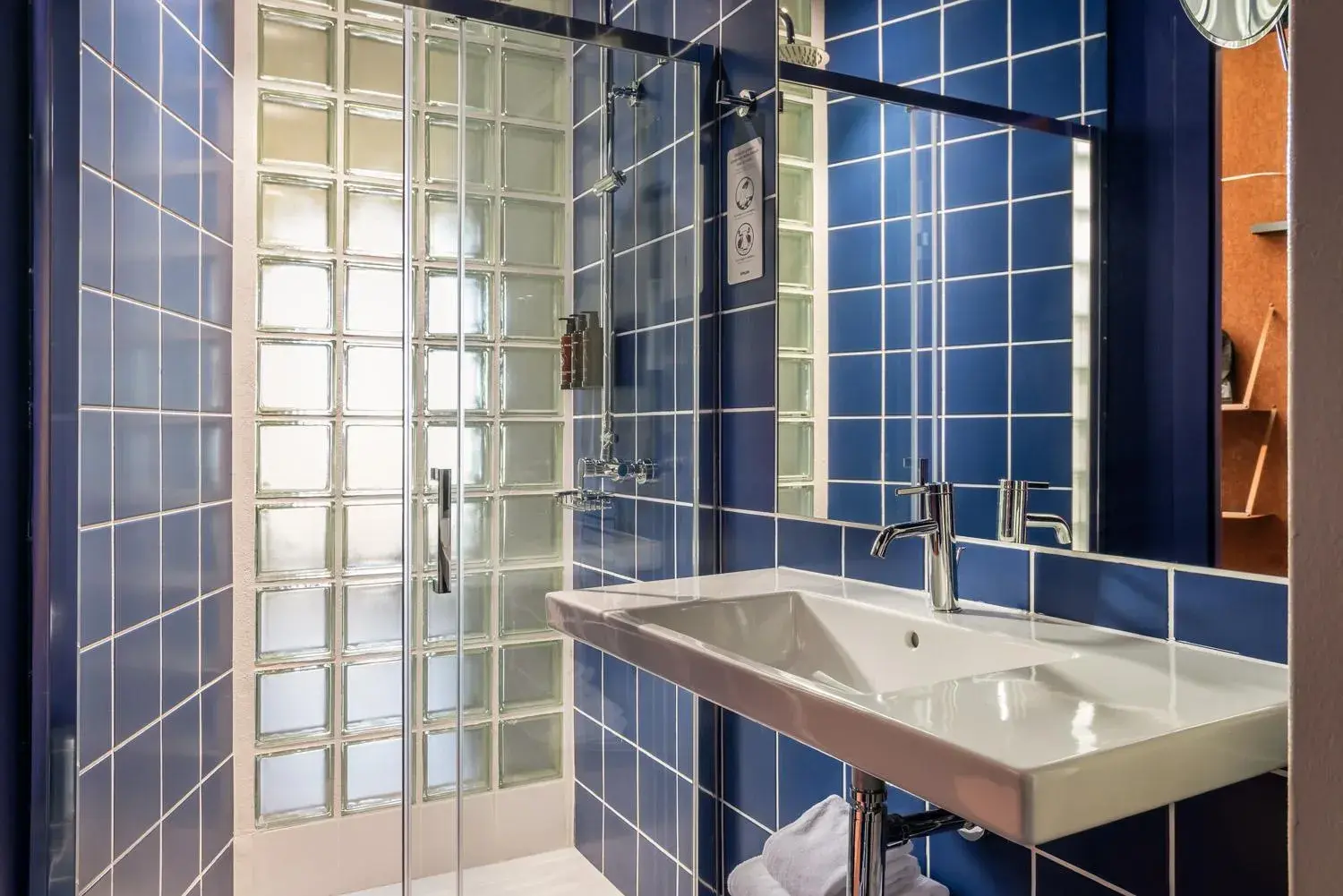 Twin Room in BYPILLOW Flamant Twin Room in BYPILLOW Flamant