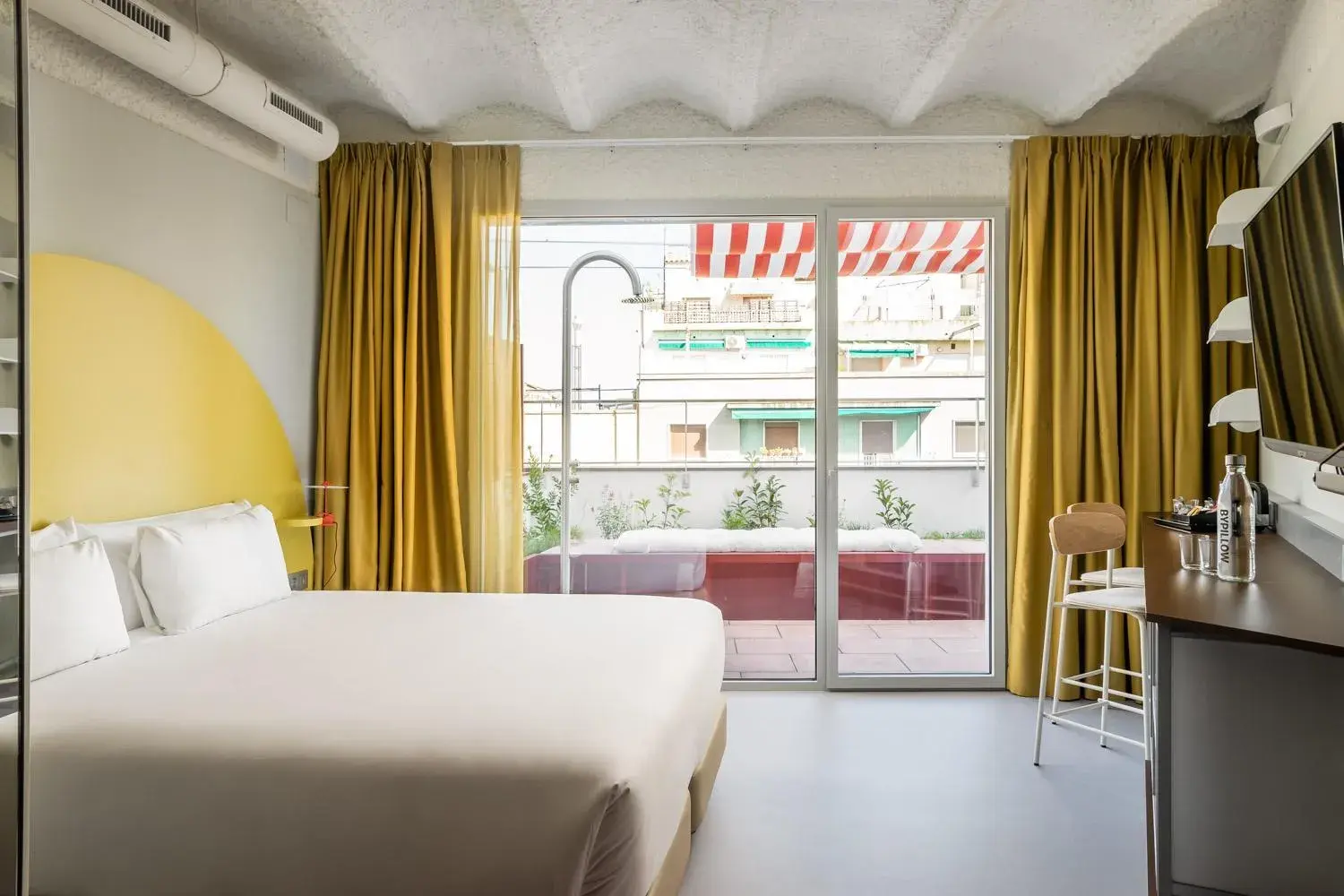 Double Room with Terrace in BYPILLOW Flamant Double Room with Terrace in BYPILLOW Flamant