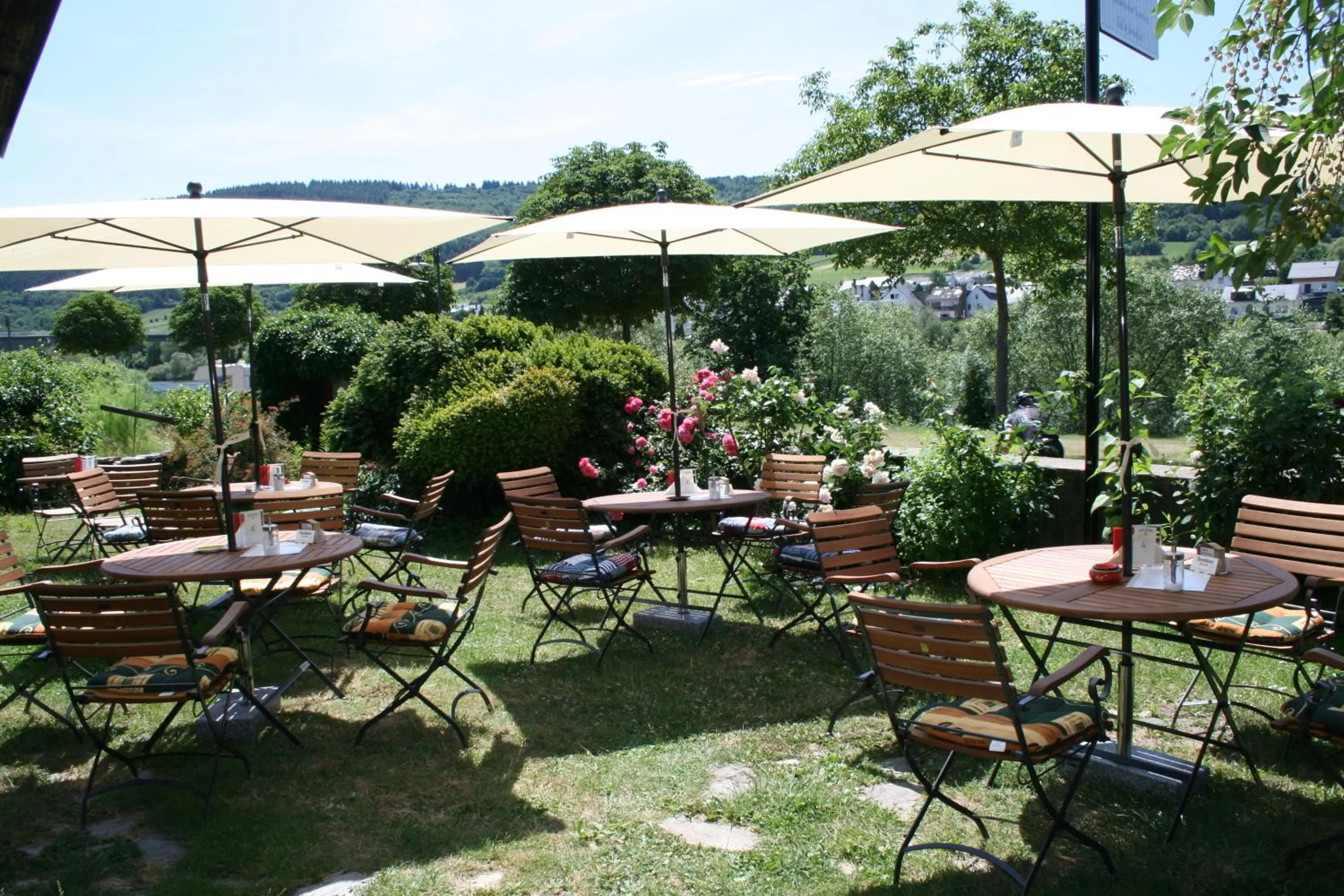 Restaurant/places to eat in B&B Echternacher Hof