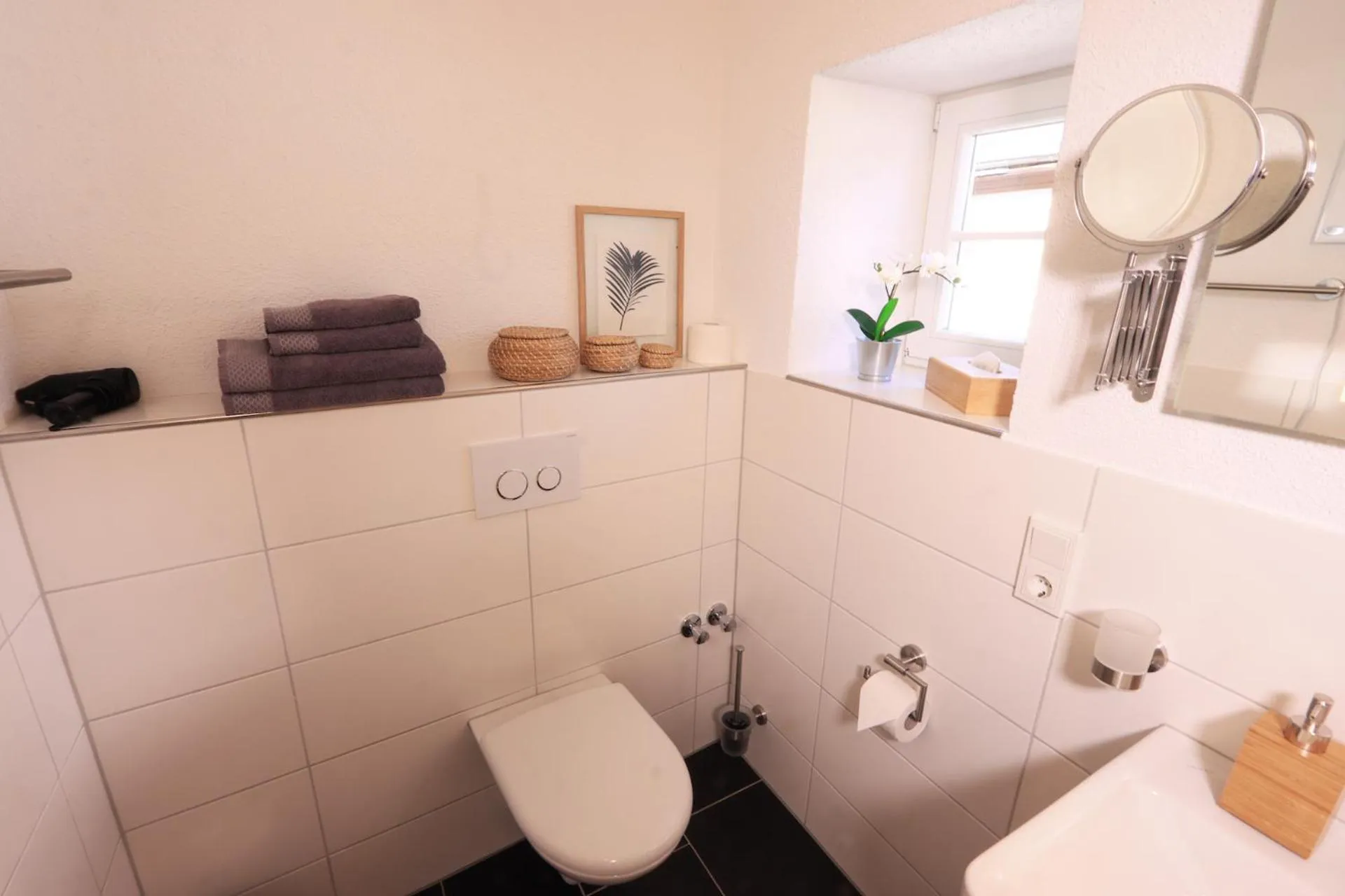 Bathroom in B&B Echternacher Hof