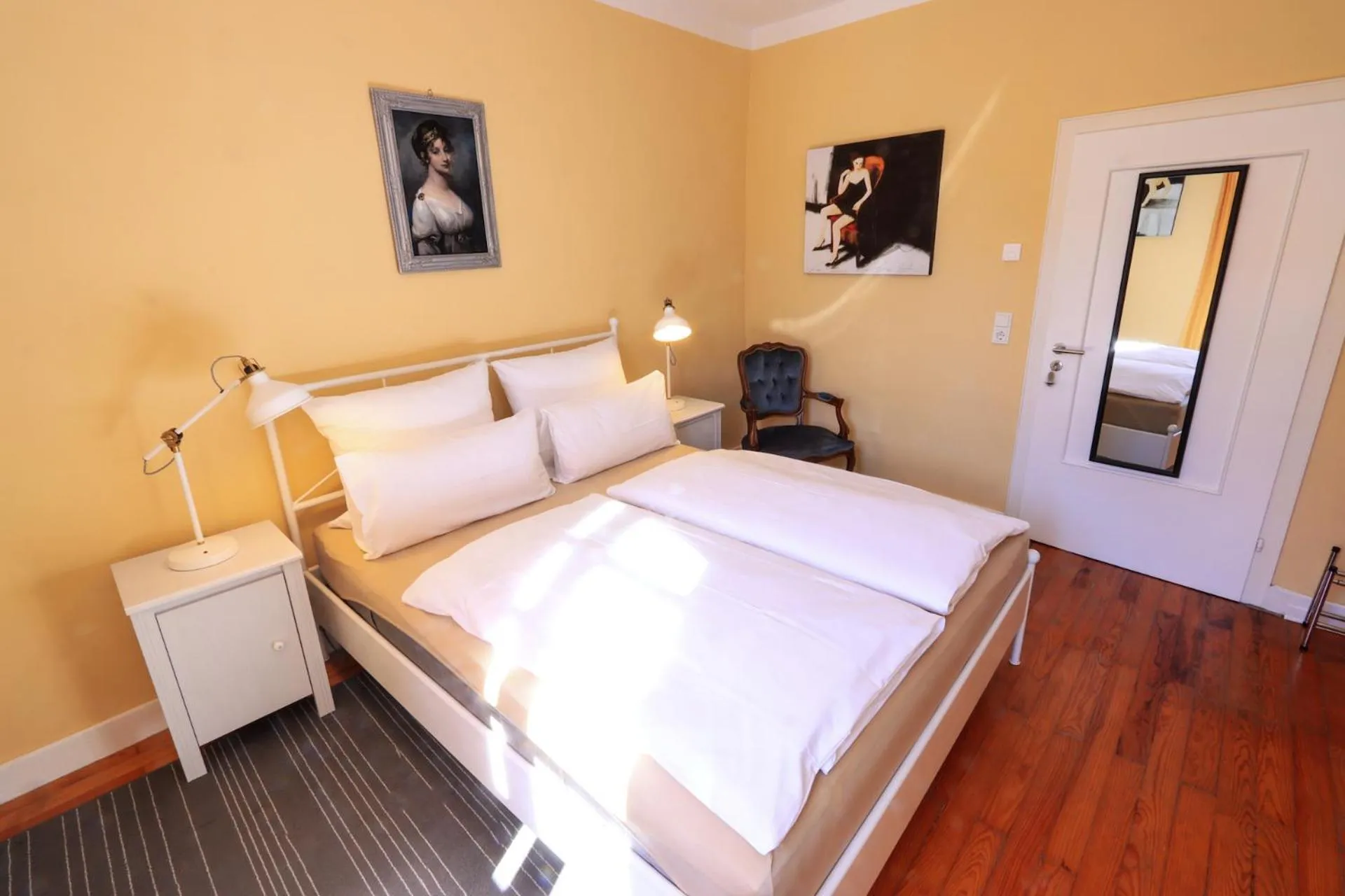 Photo of the whole room, Bed in B&B Echternacher Hof