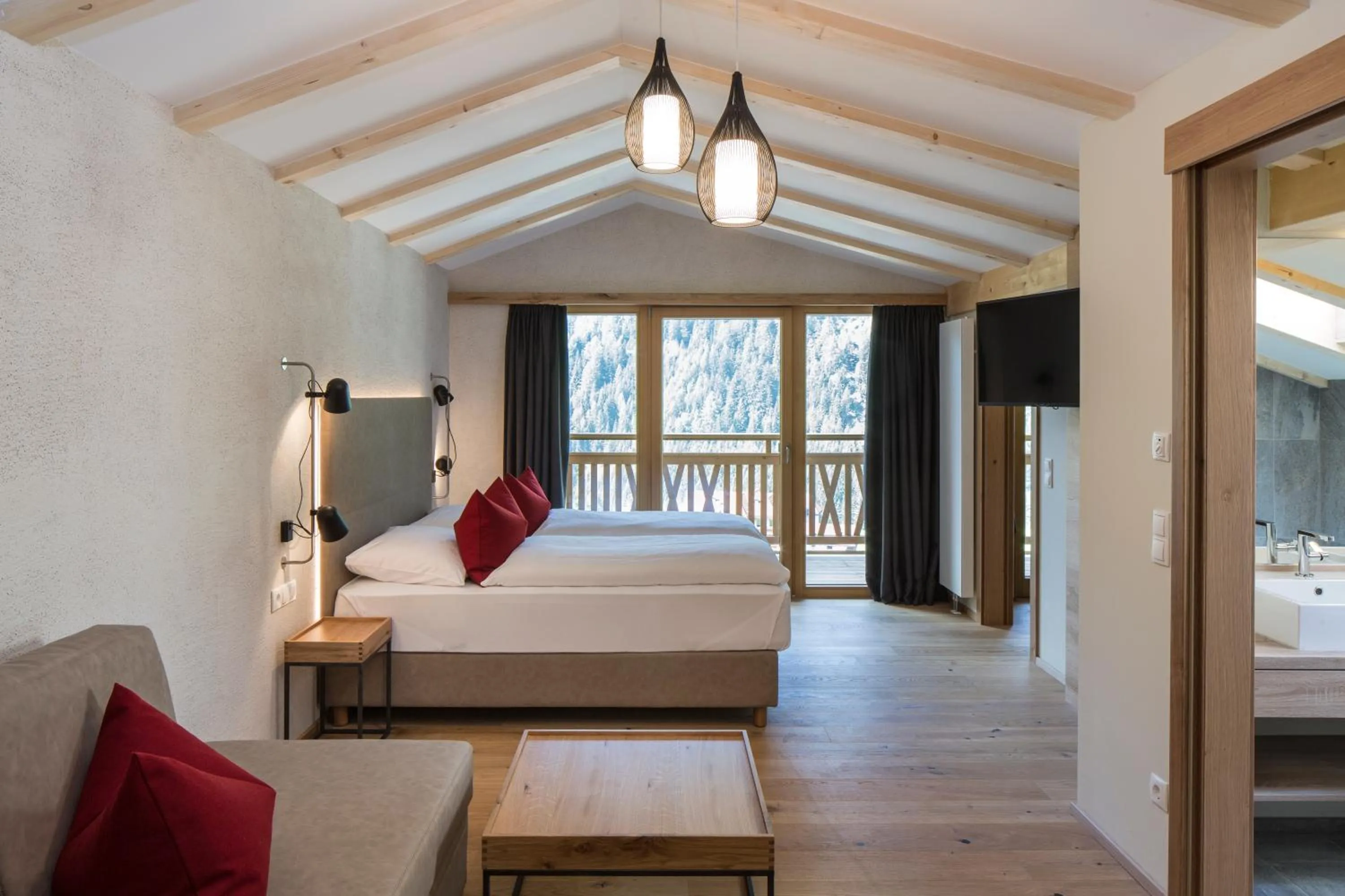 Day, Bed in Falkensteiner Hotel Falkensteinerhof Superior