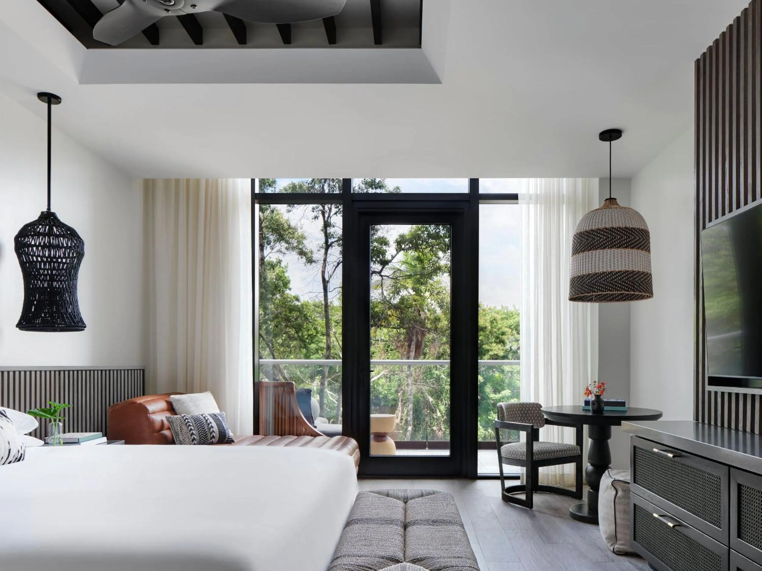 Photo of the whole room, Bed in Kimpton - Grand Roatan Resort and Spa