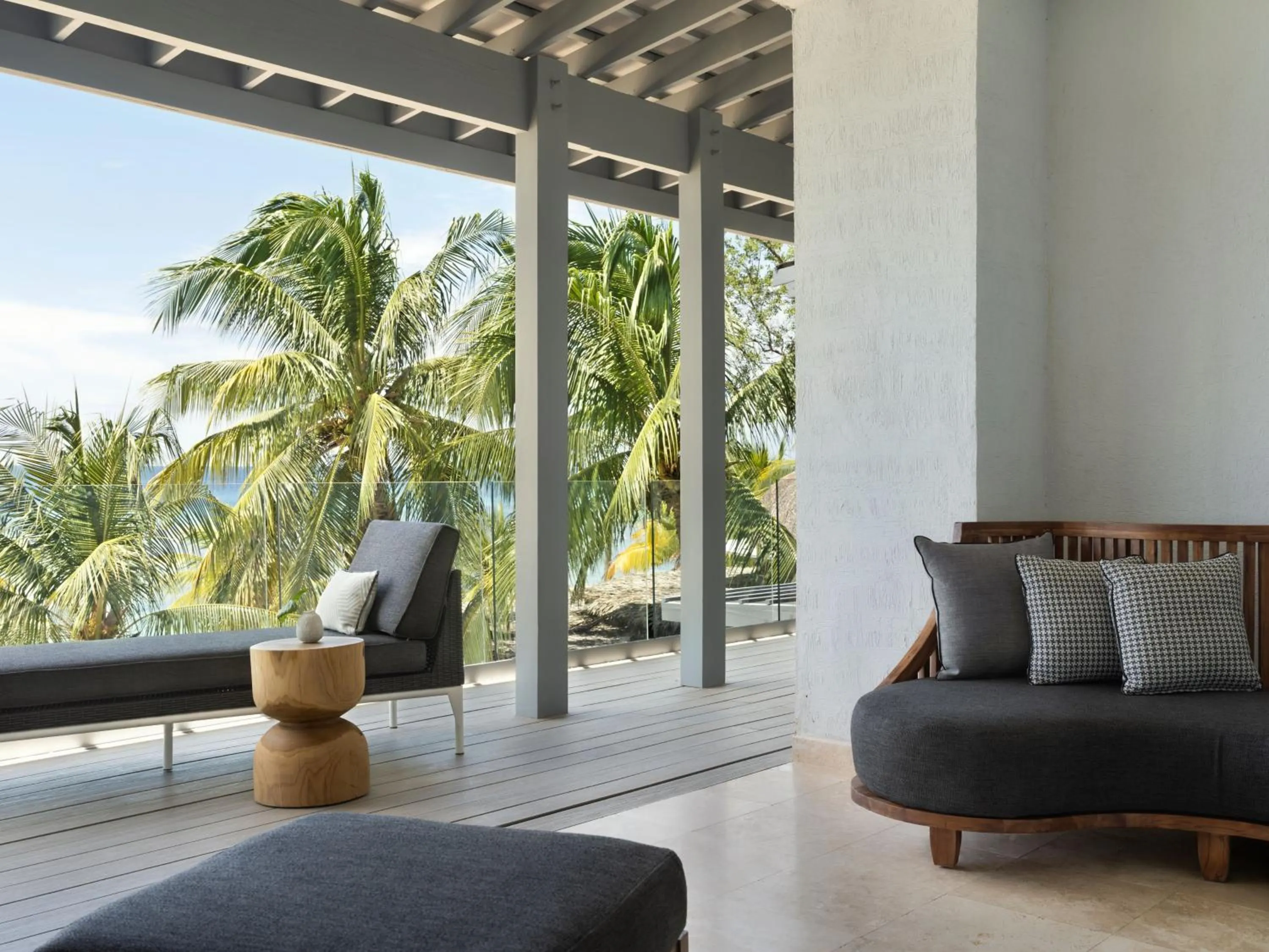 Photo of the whole room in Kimpton - Grand Roatan Resort and Spa