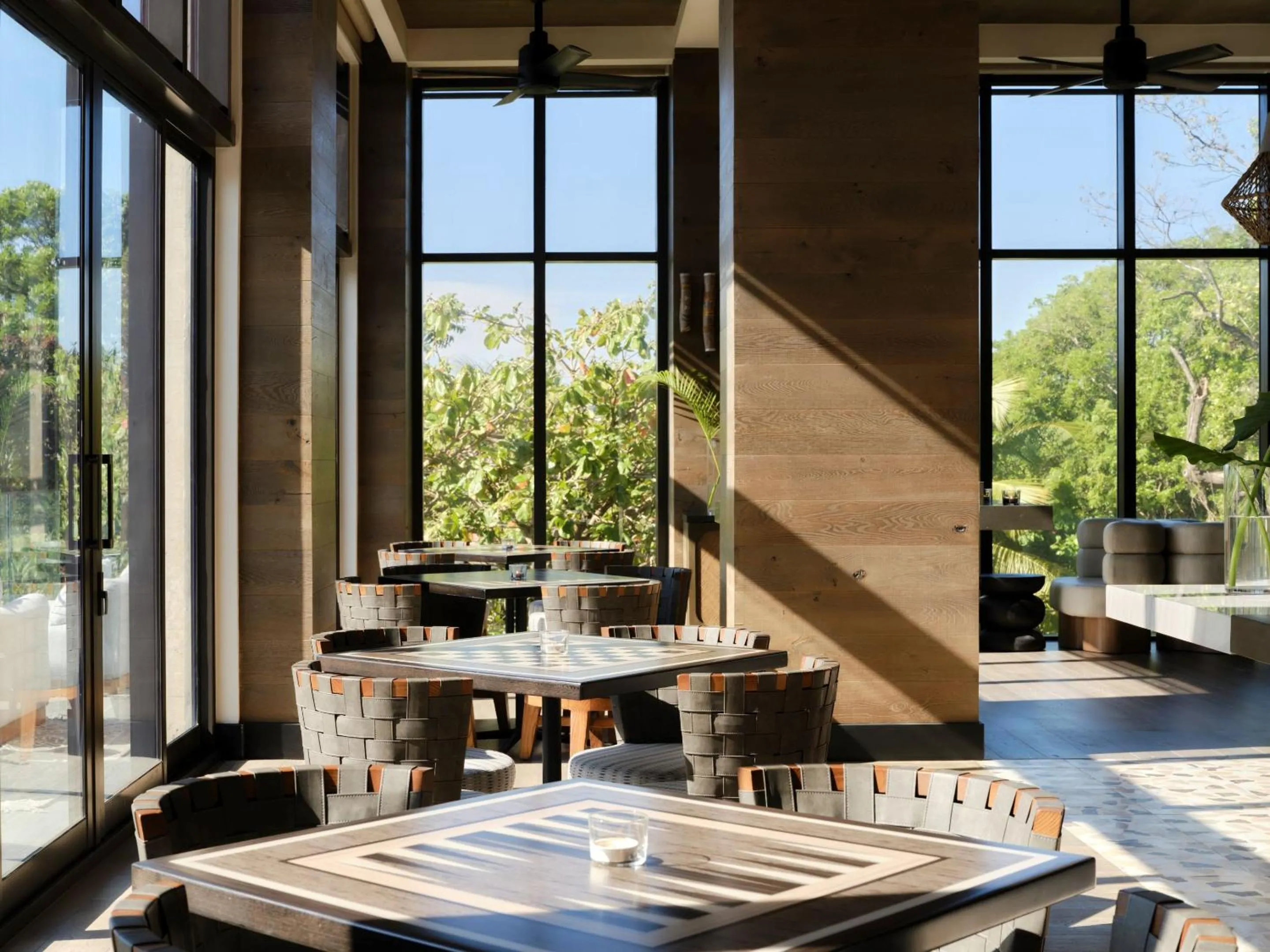 Restaurant/places to eat in Kimpton - Grand Roatan Resort and Spa