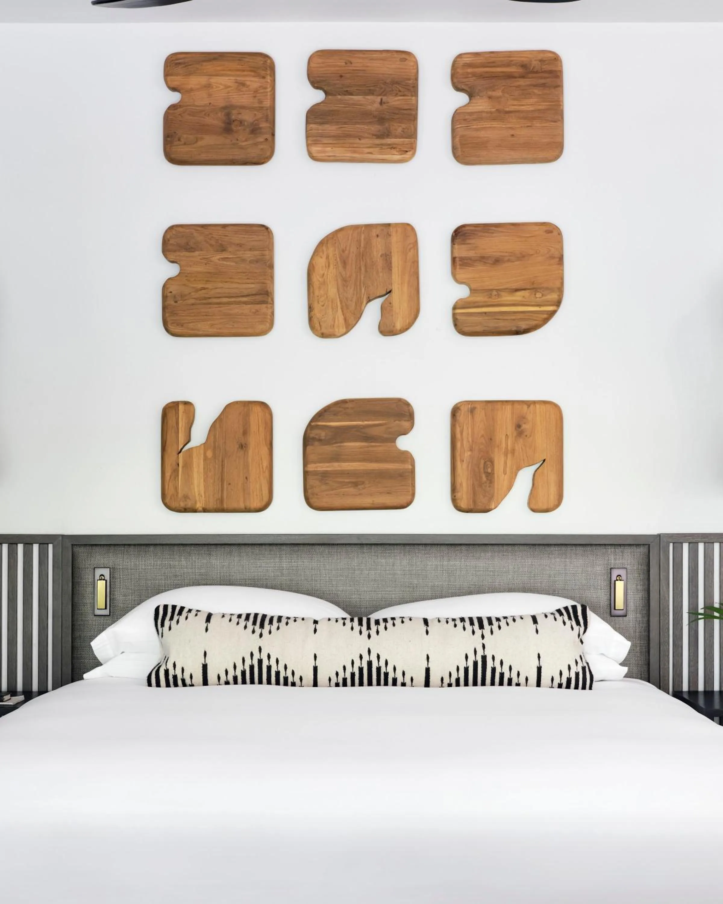 Photo of the whole room, Bed in Kimpton - Grand Roatan Resort and Spa