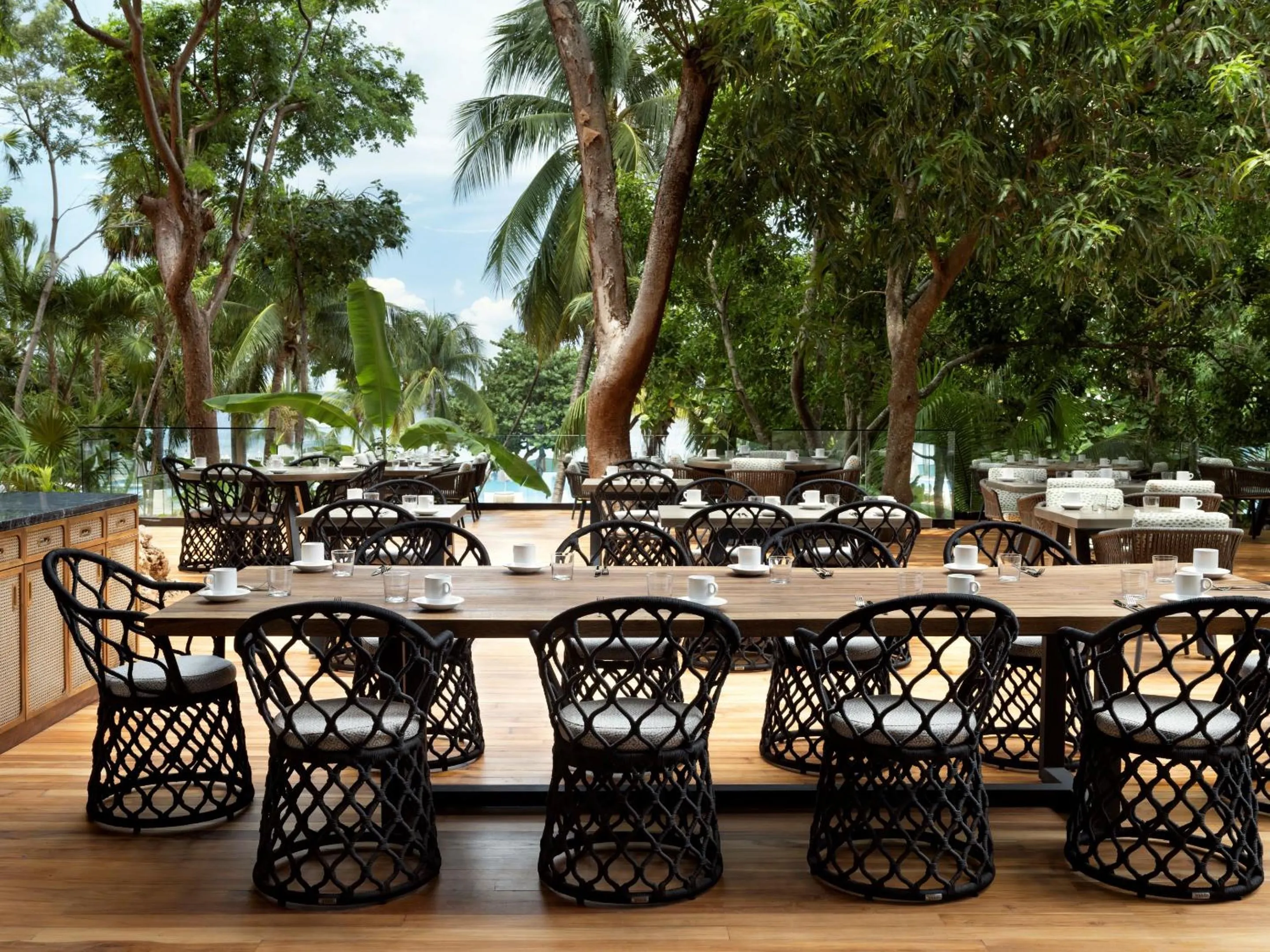 Restaurant/places to eat in Kimpton - Grand Roatan Resort and Spa