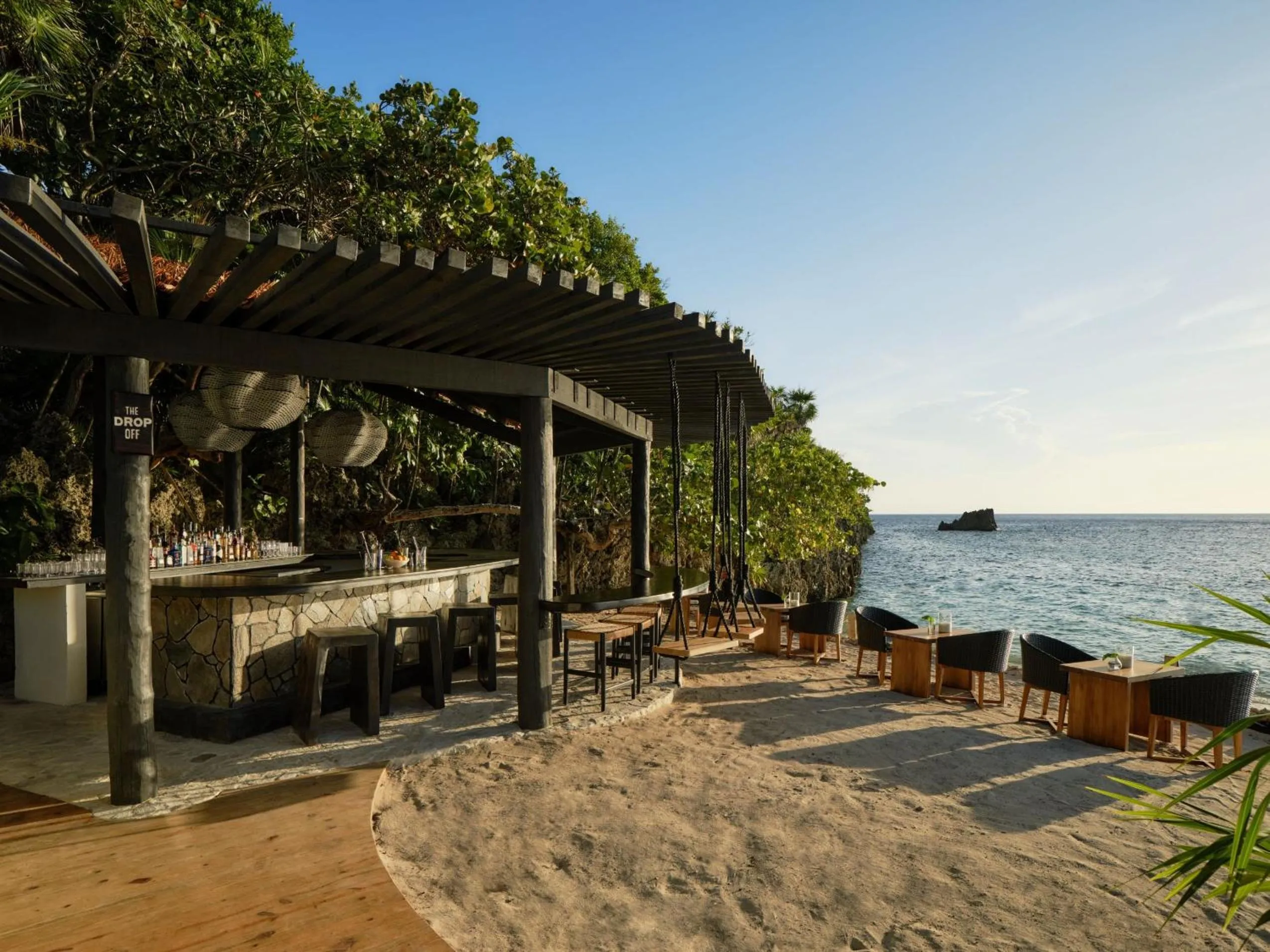 Restaurant/places to eat in Kimpton - Grand Roatan Resort and Spa