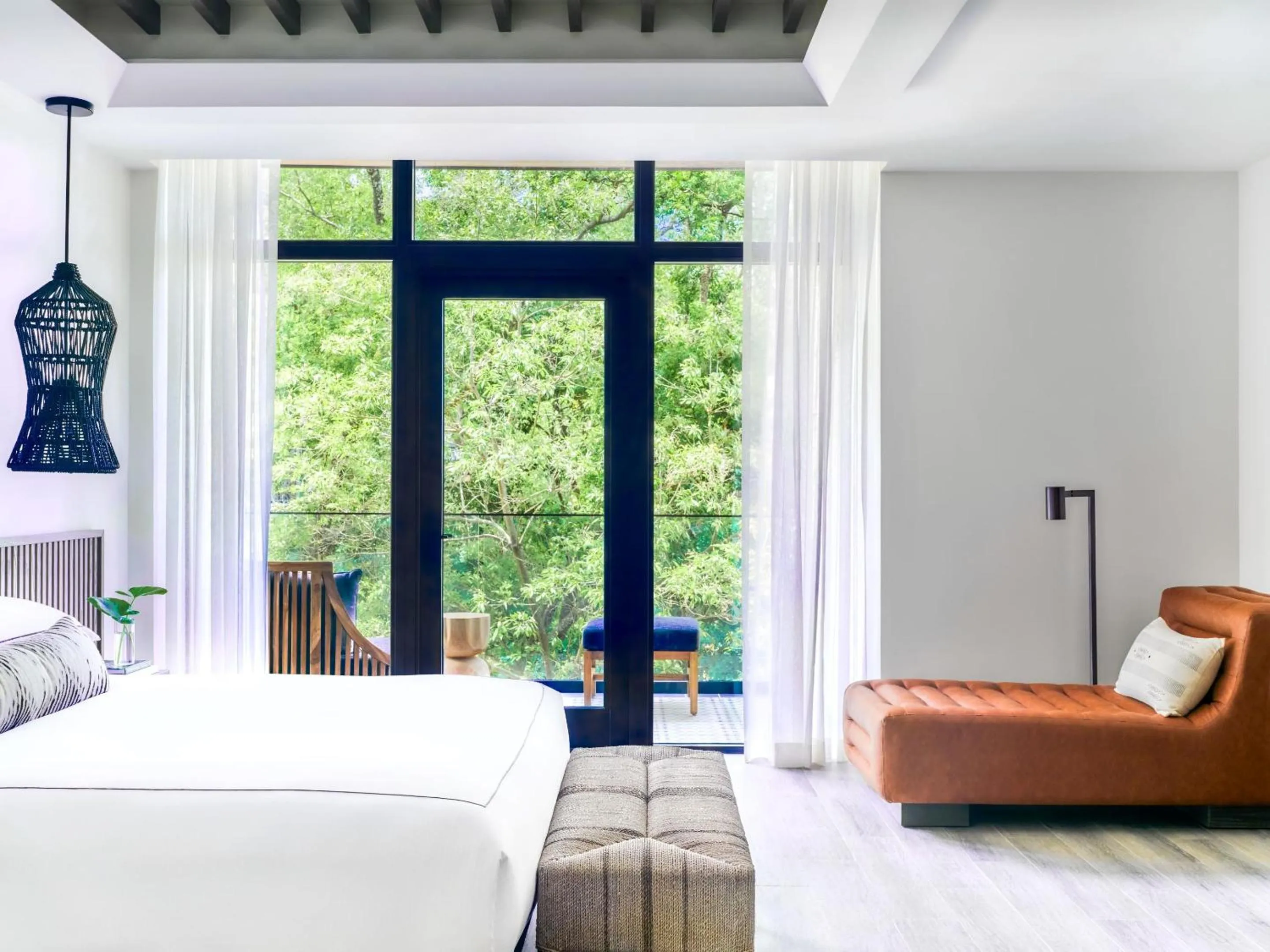 Photo of the whole room, Bed in Kimpton - Grand Roatan Resort and Spa