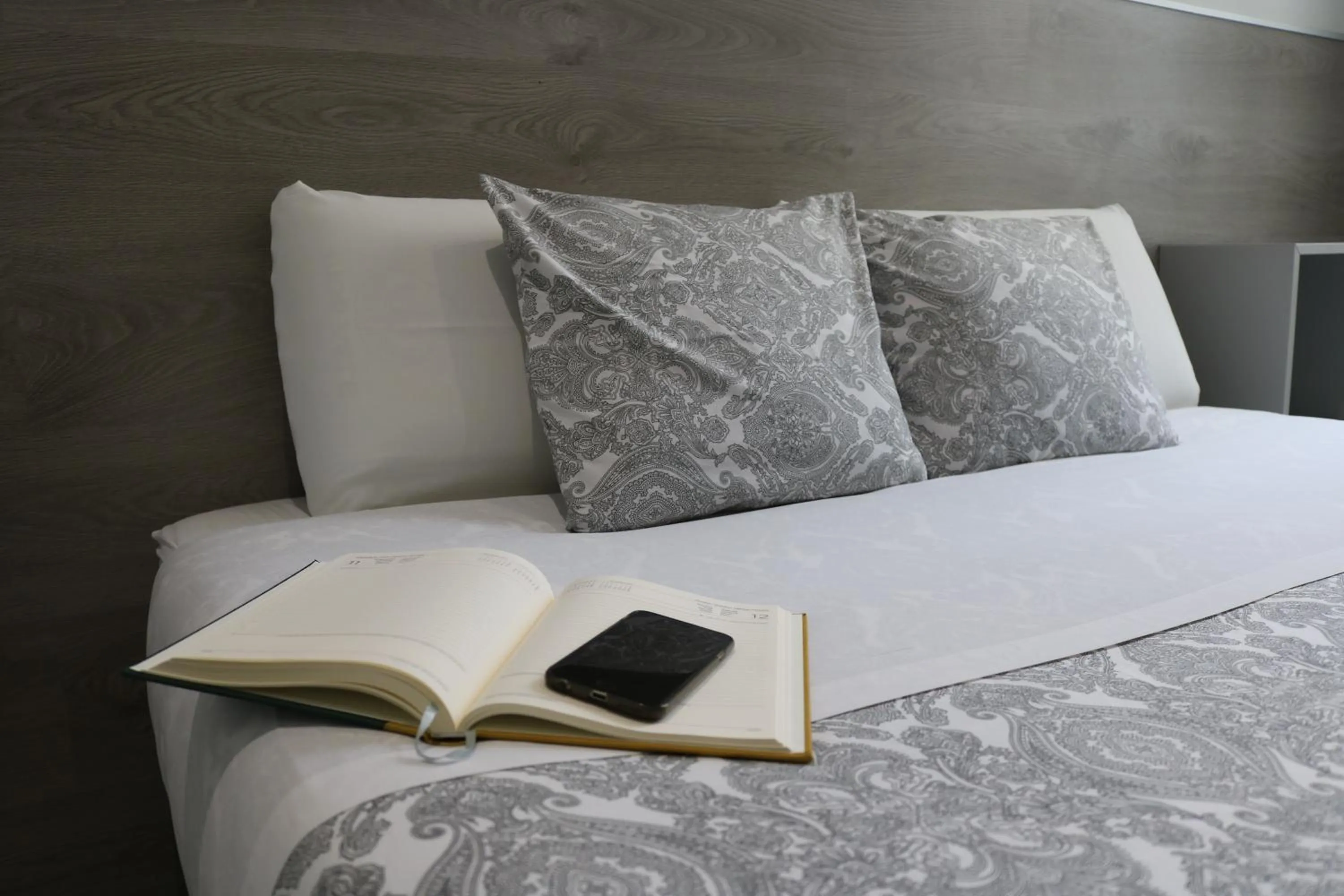 Bed in Fuencarral Rooms