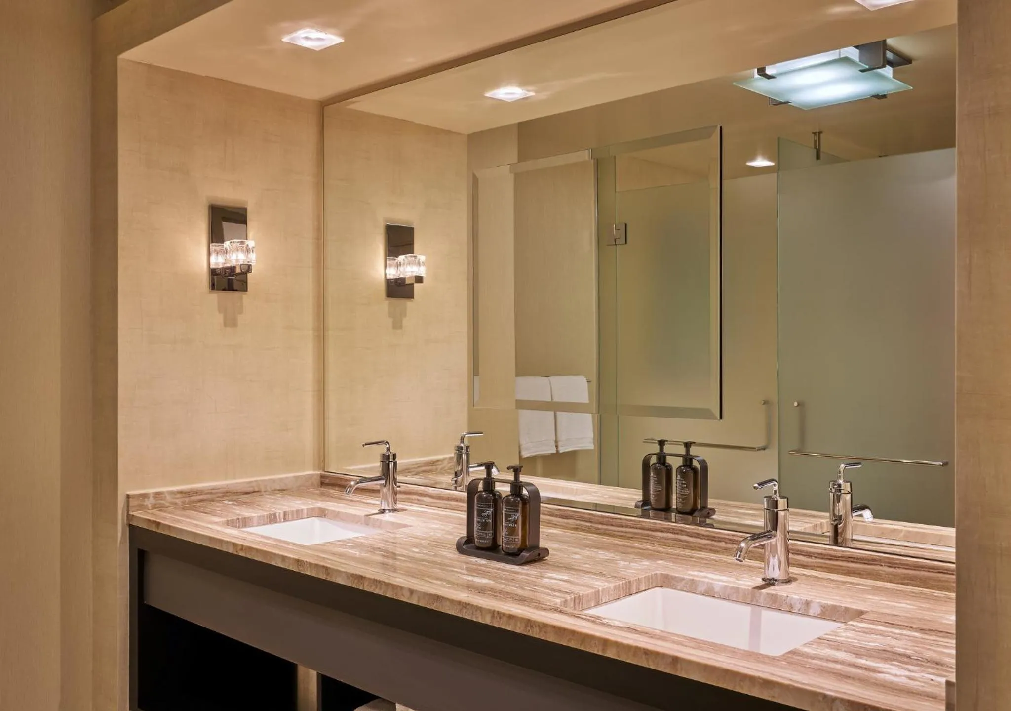 Bathroom in MGM Grand Detroit