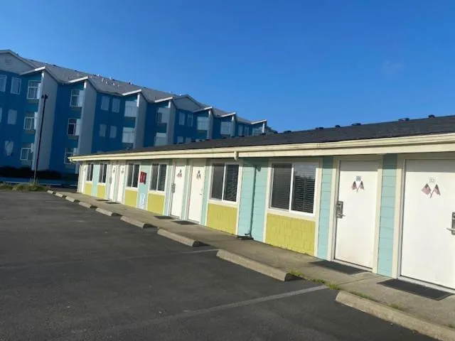 Property building in Ocean Shores Resort