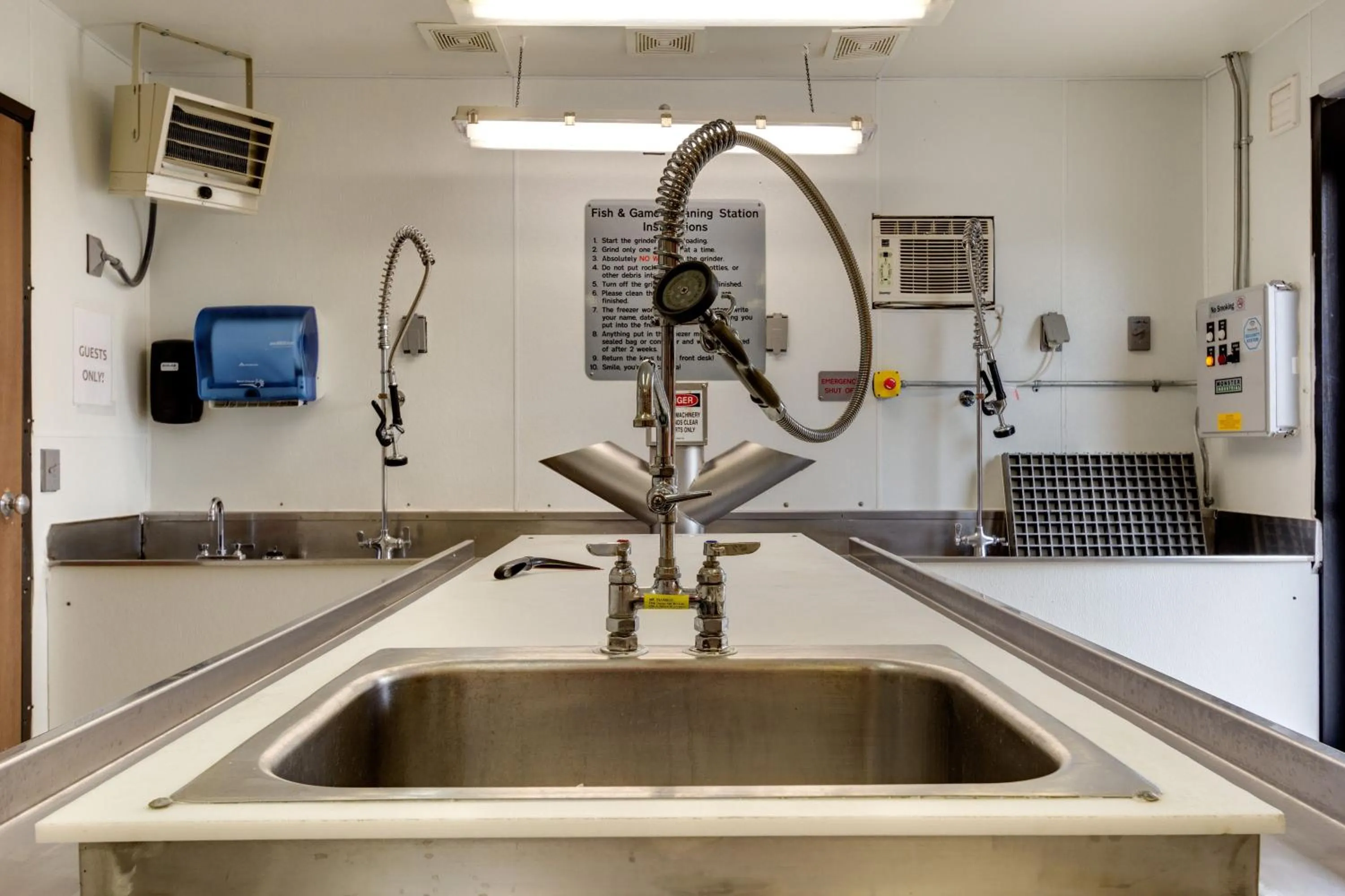 Area and facilities in Fireside Inn and Suites