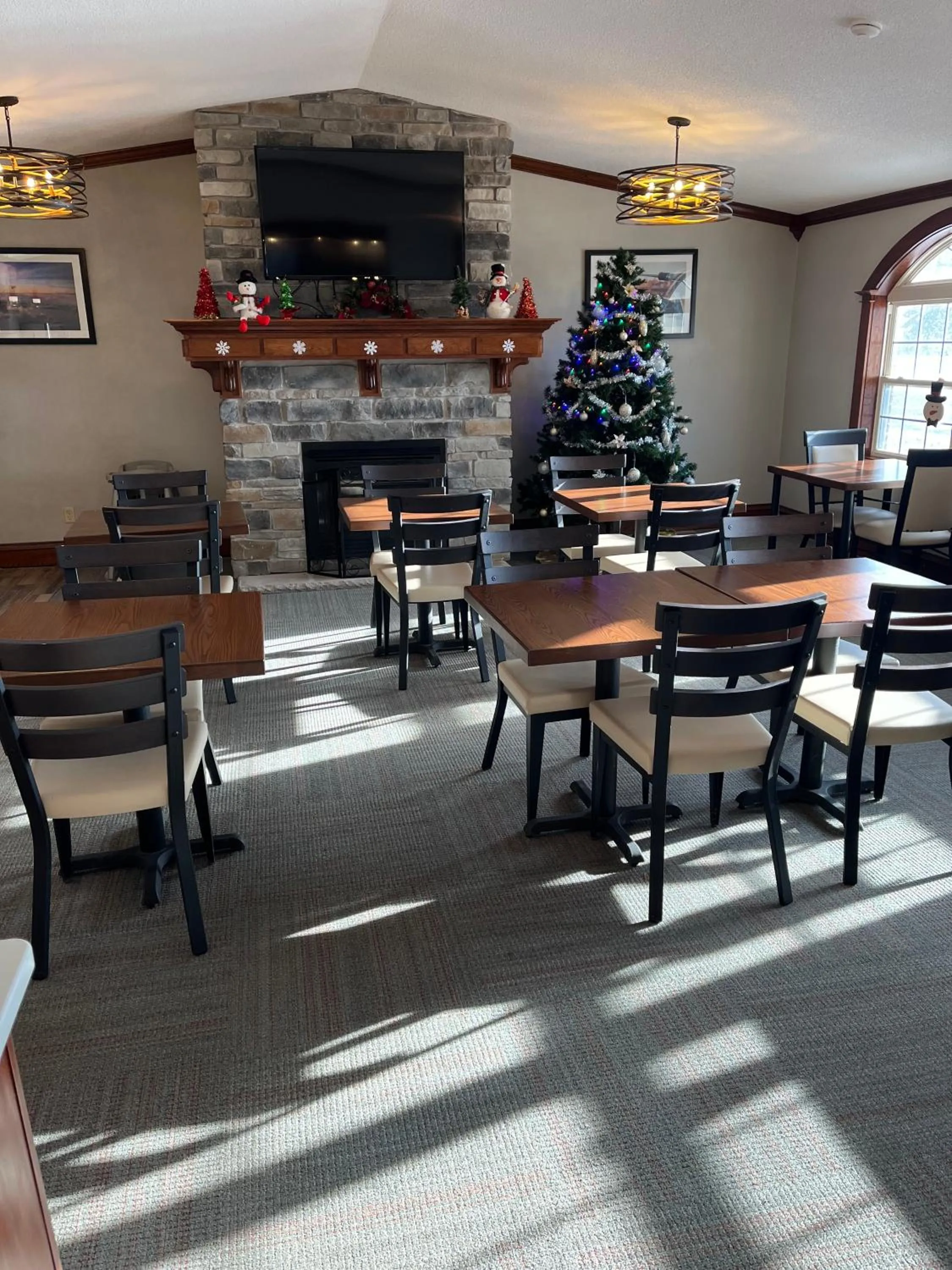 Breakfast in Fireside Inn and Suites