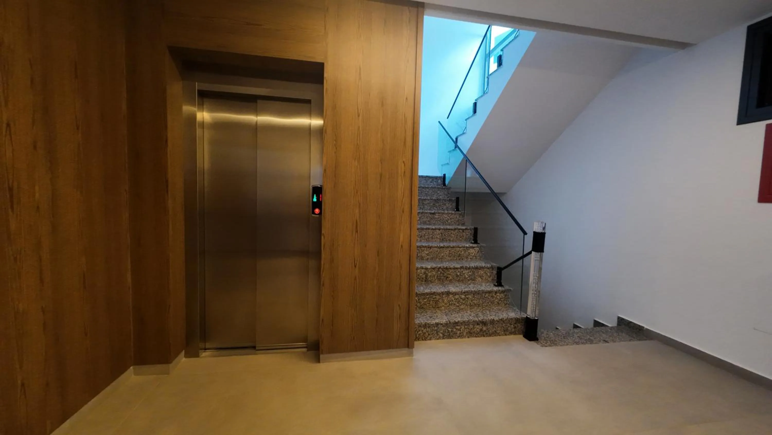 elevator in Hotel Boutique Onix