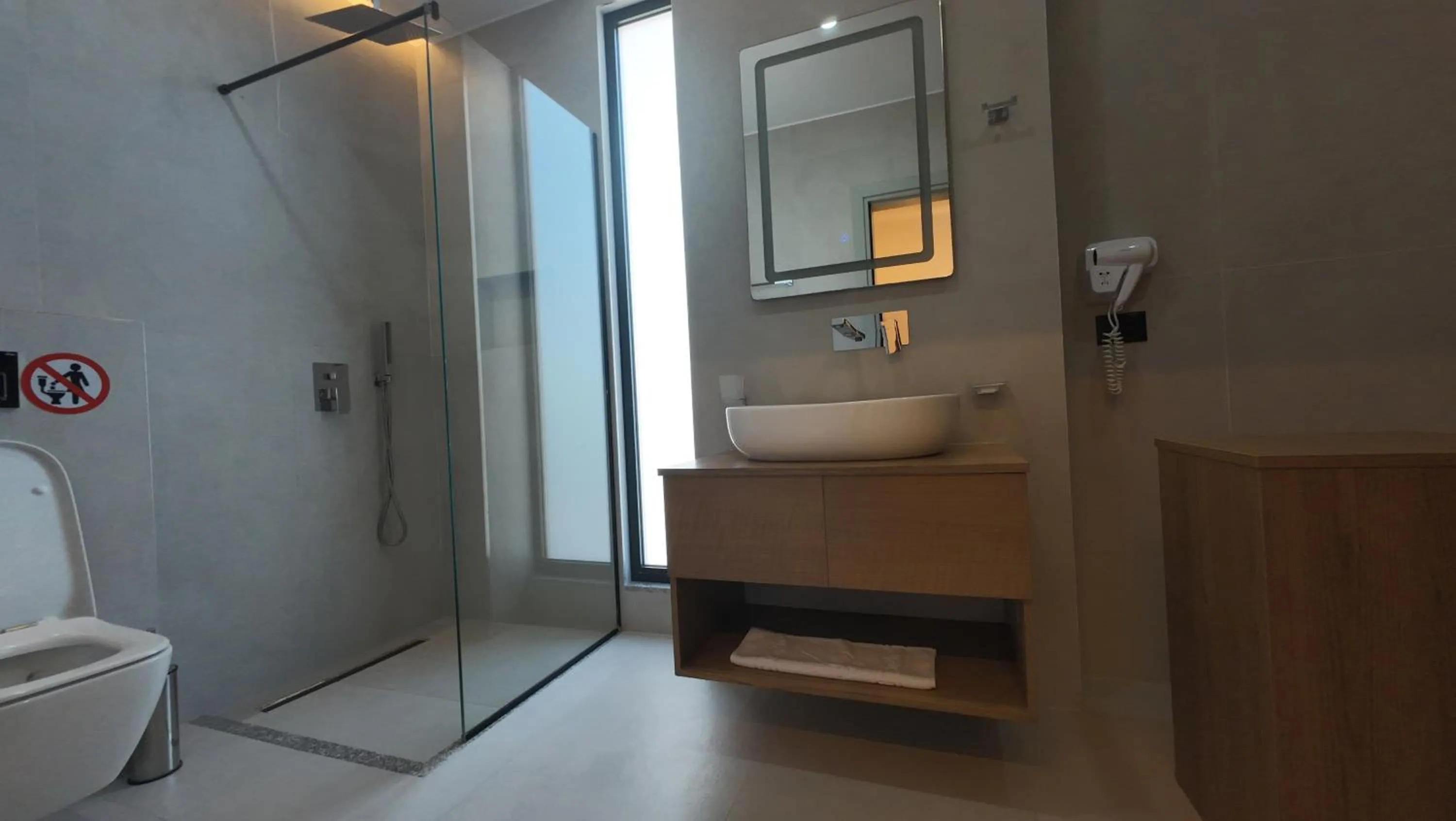 Shower in Hotel Boutique Onix