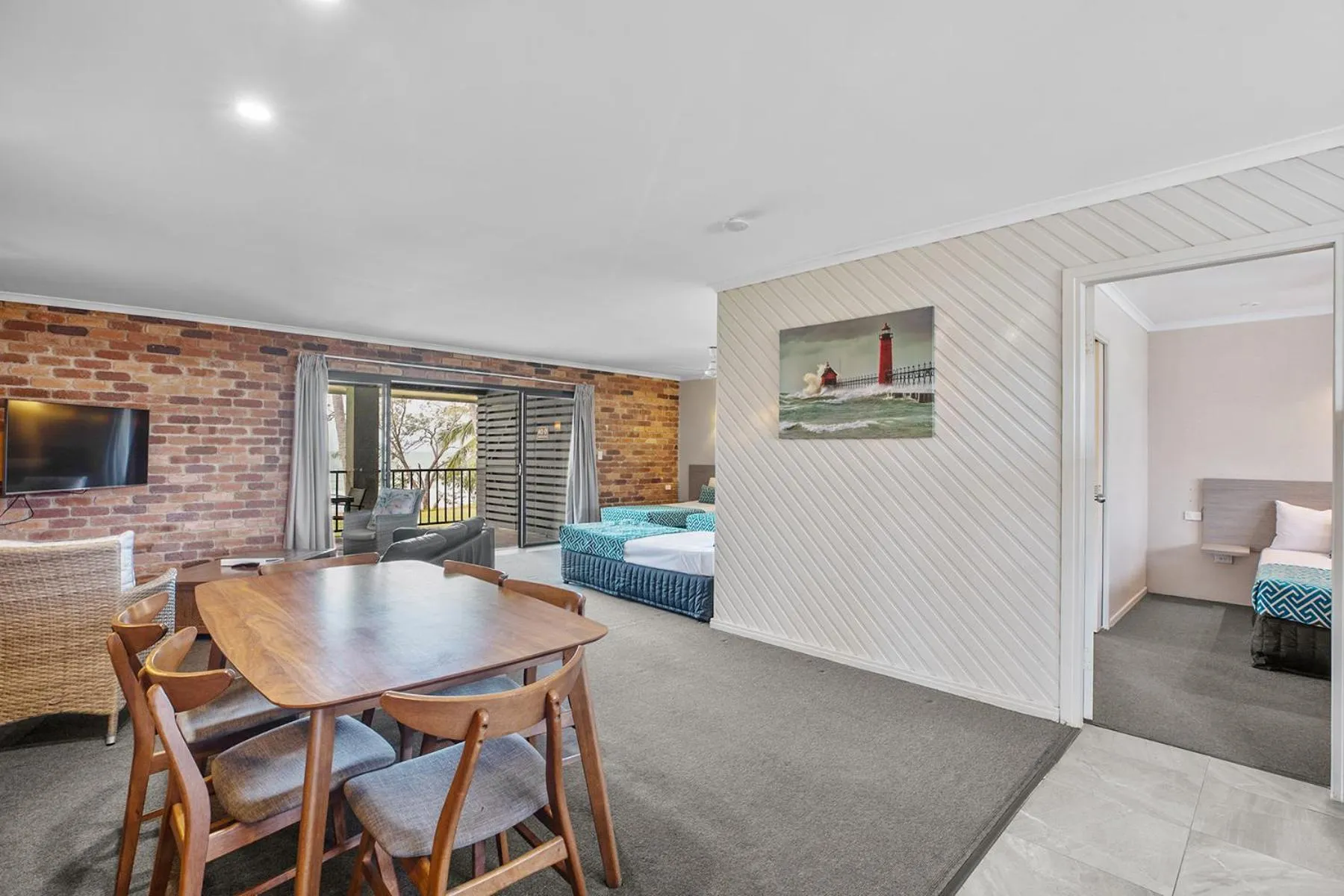 Bed in Sarina Beach Motel