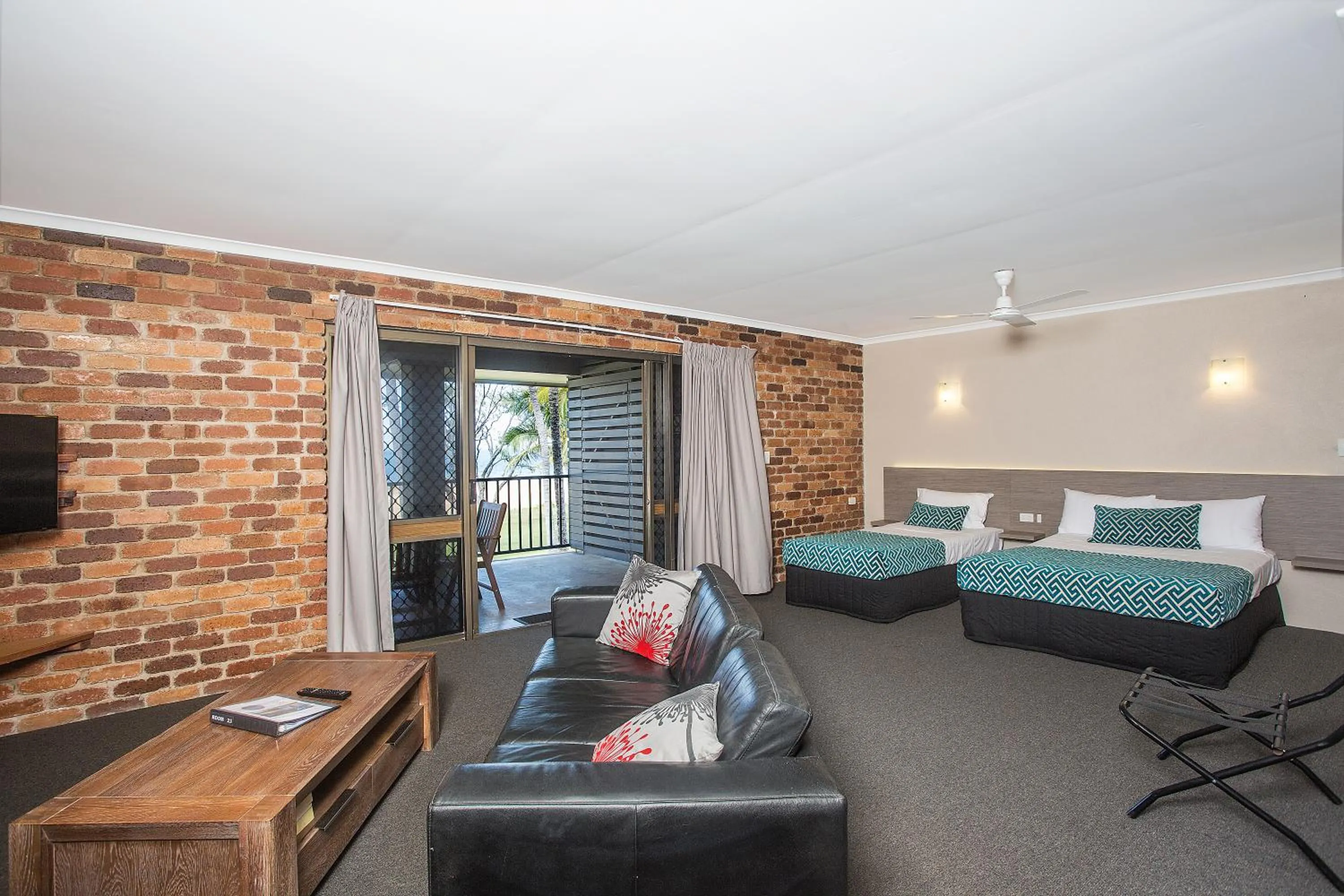 Photo of the whole room in Sarina Beach Motel