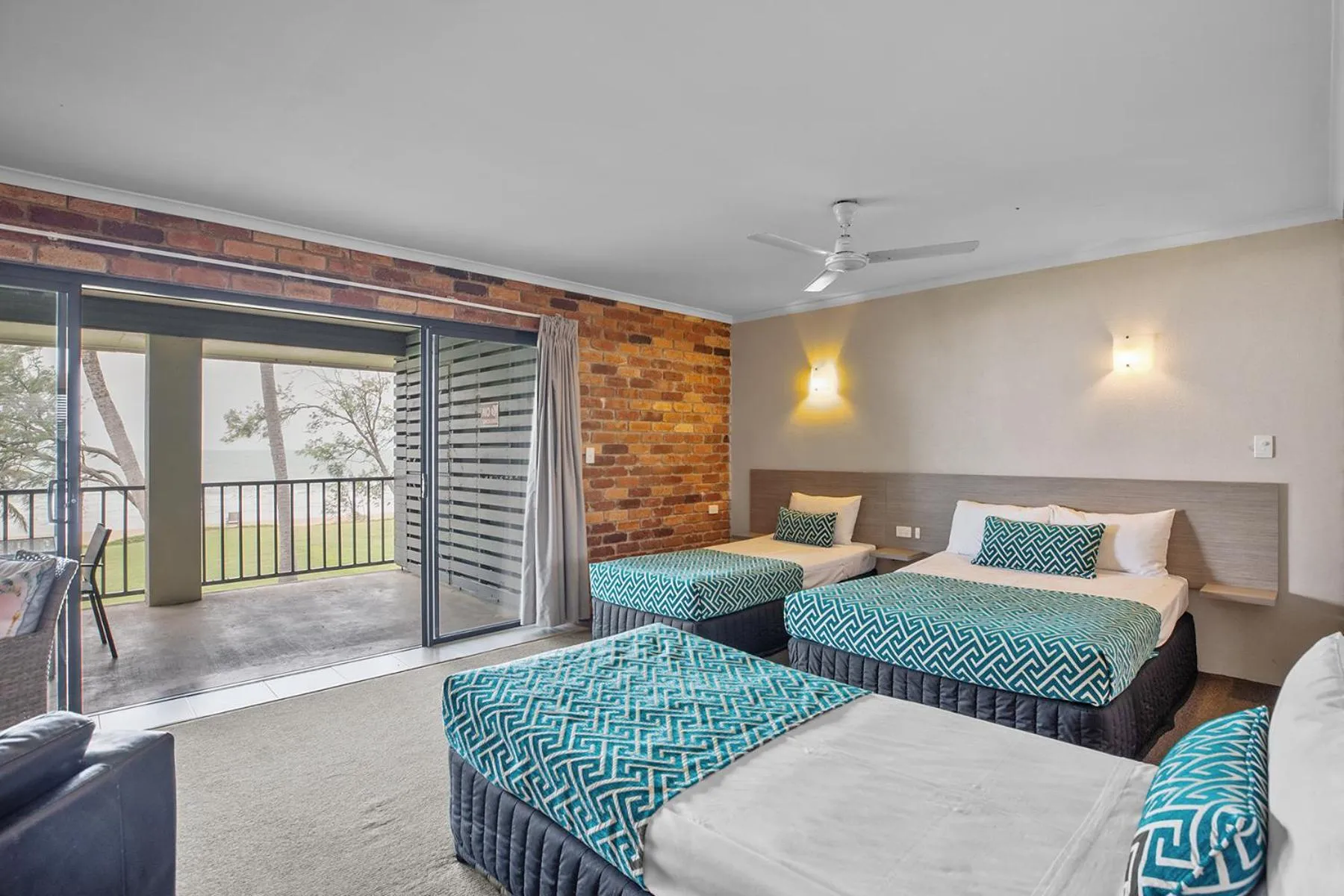 Bed in Sarina Beach Motel