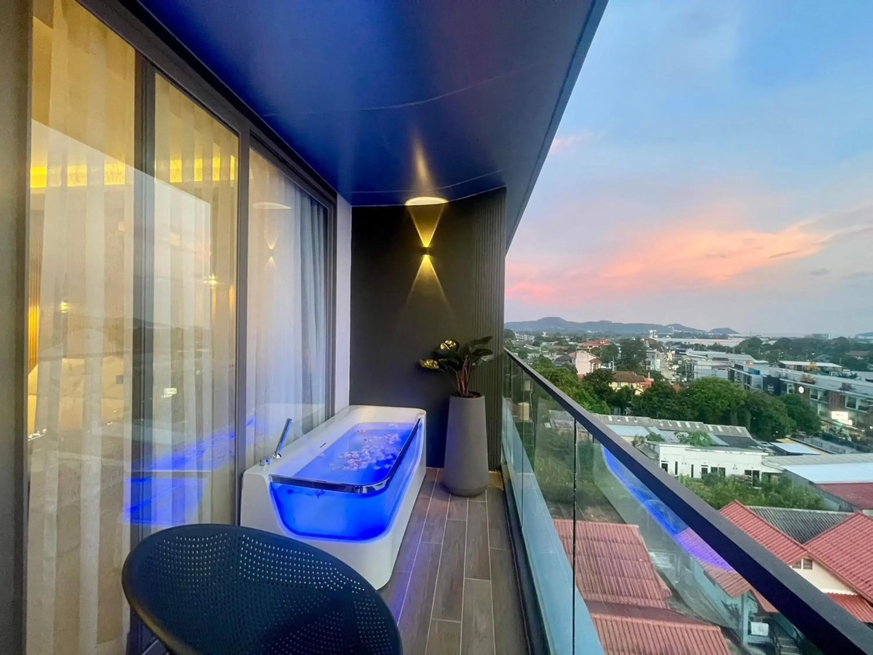 Premier Twin Room in The Blue Hotel - SHA Plus Premier Twin Room in The Blue Hotel - SHA Plus