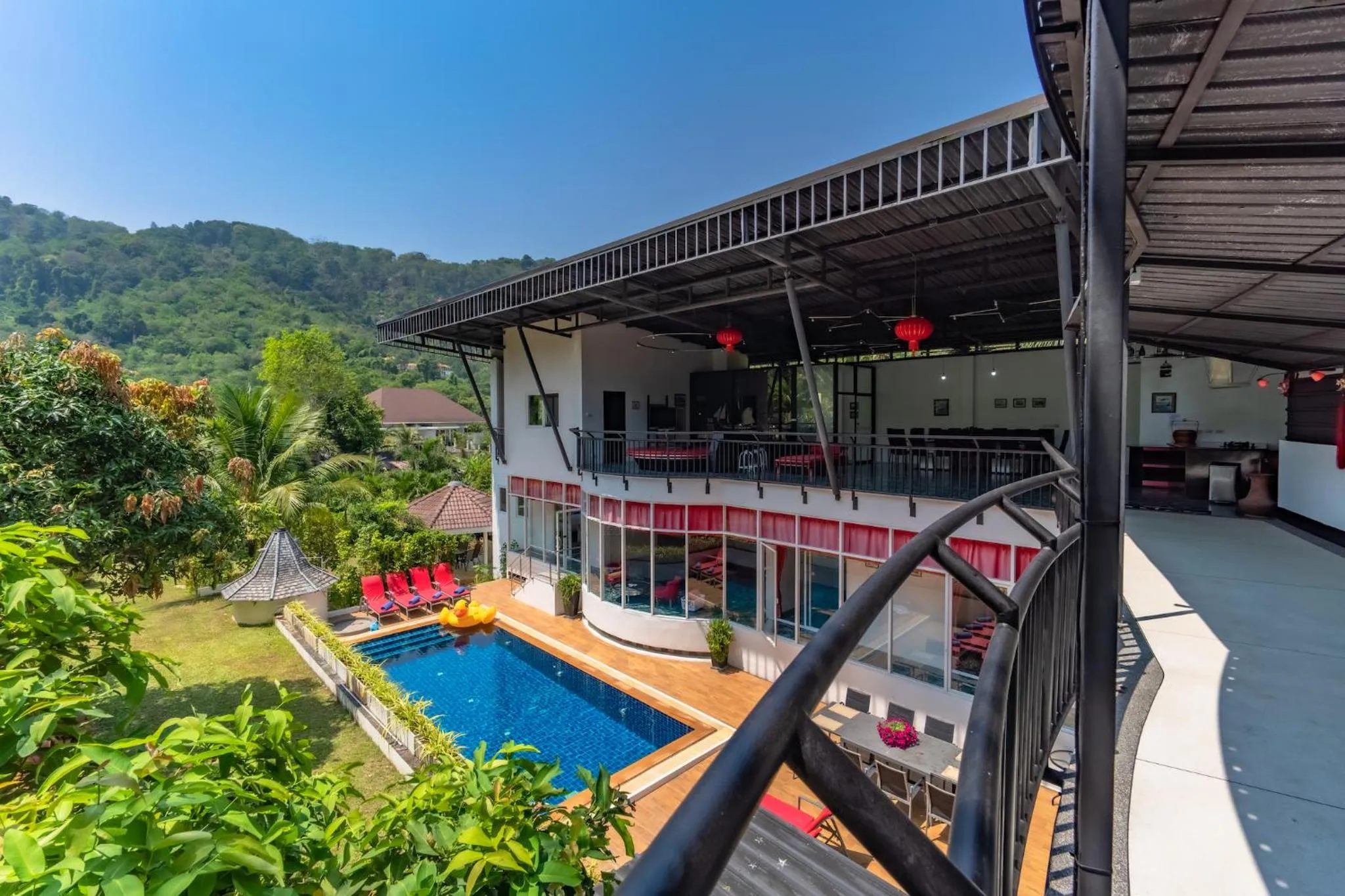 Day in Chalong - 10 BR Private Pool Villa - Villa Nap Dau - Phuket