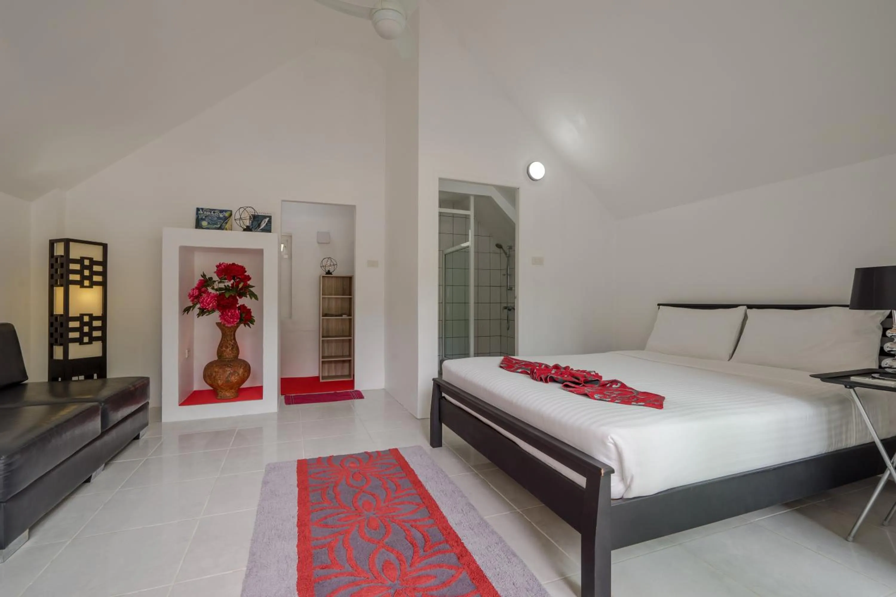 Bedroom, Bed in Chalong - 10 BR Private Pool Villa - Villa Nap Dau - Phuket