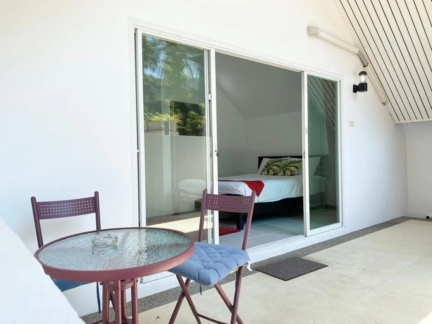 Patio in Chalong - 10 BR Private Pool Villa - Villa Nap Dau - Phuket