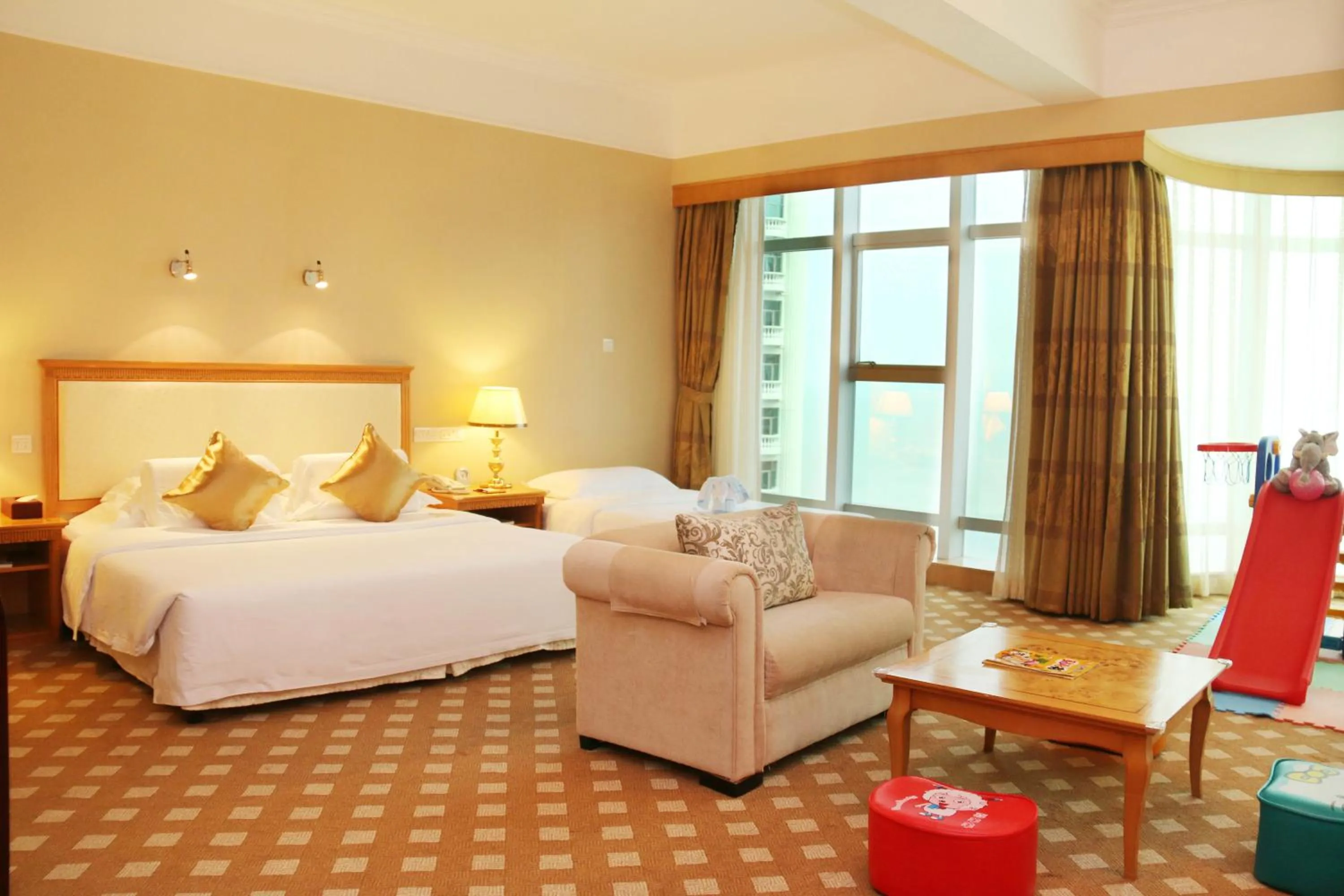 Photo of the whole room in Zhuhai Dehan Hotel