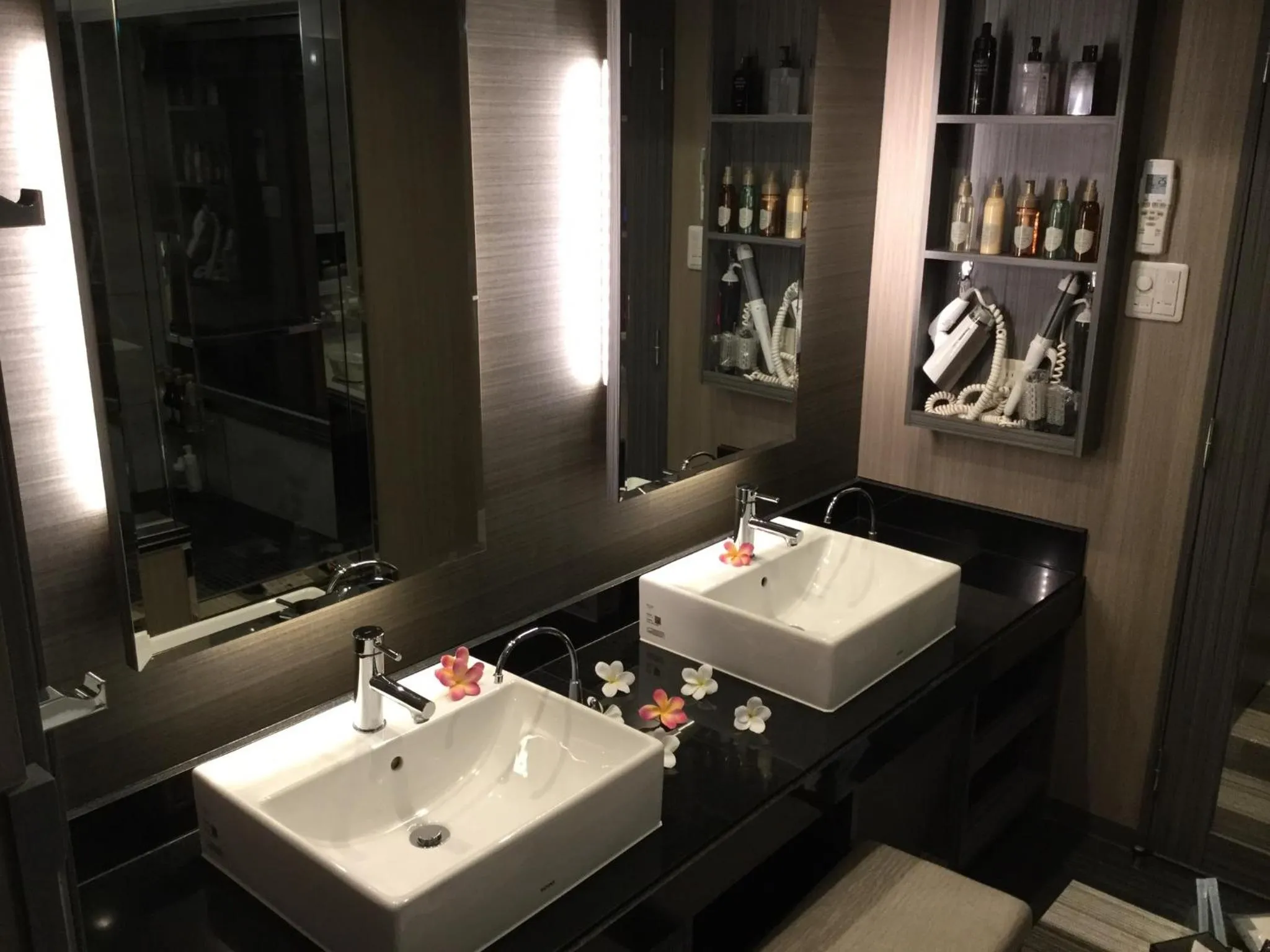 Bathroom in Hotel In The Green (Adult Only)