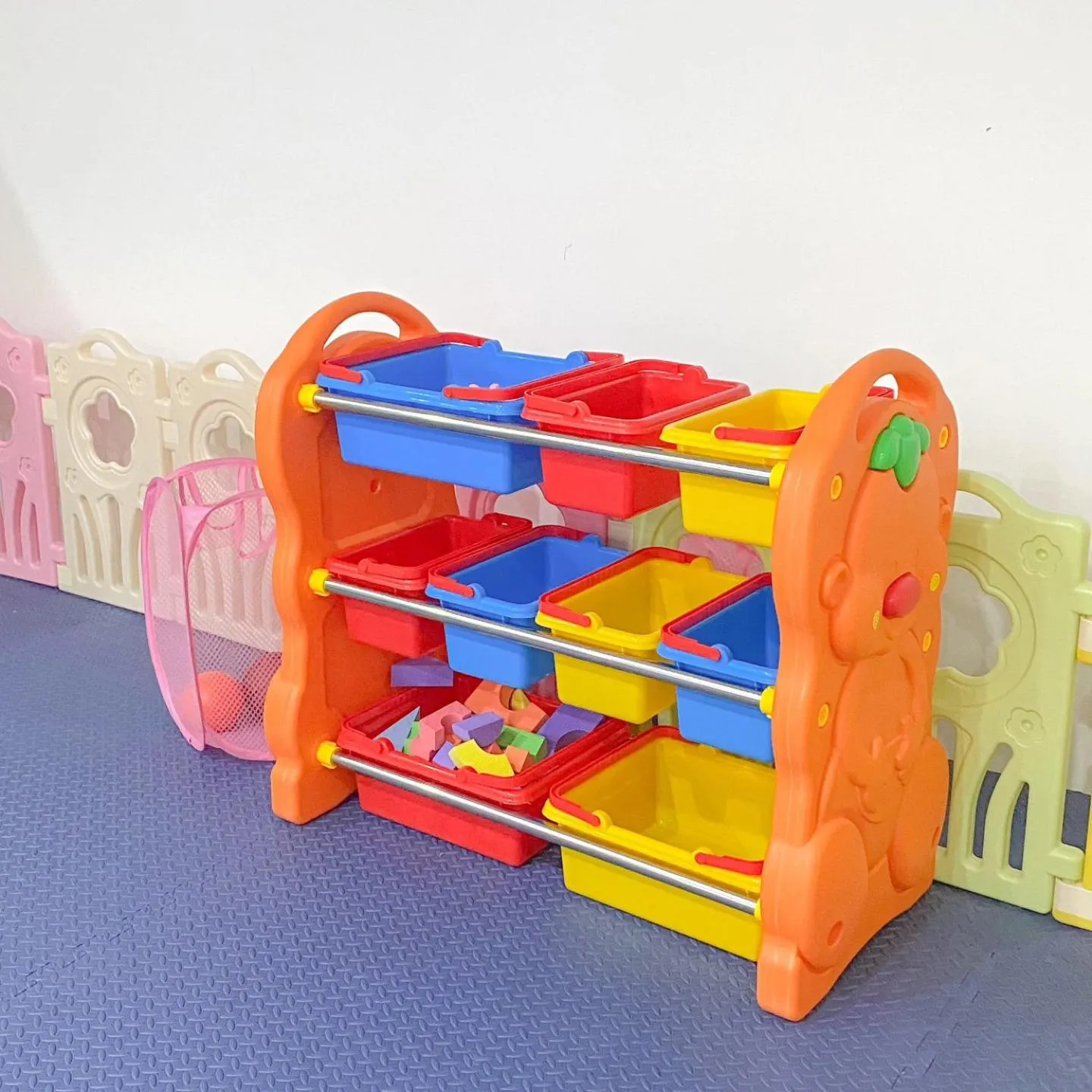 Kids's club in Elijah Hotel