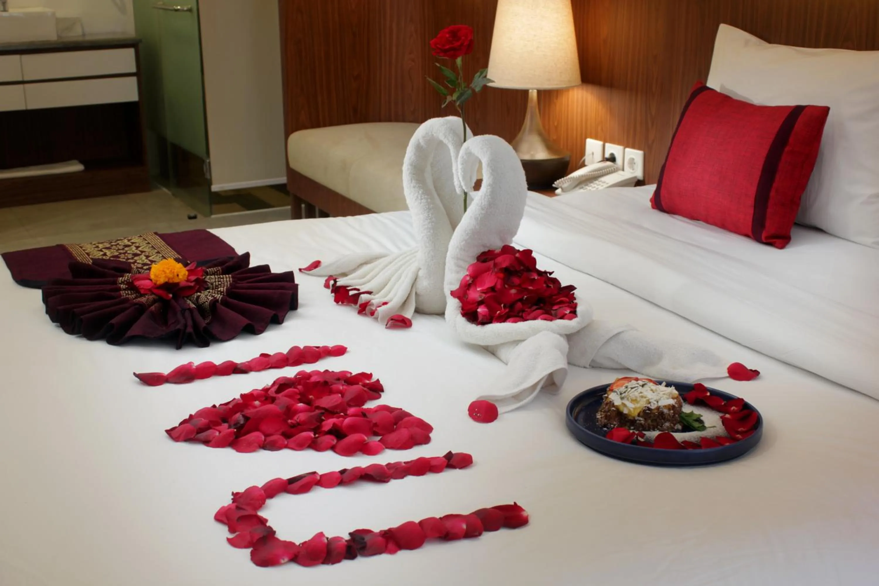 Bed in Nadi Hotel Legian