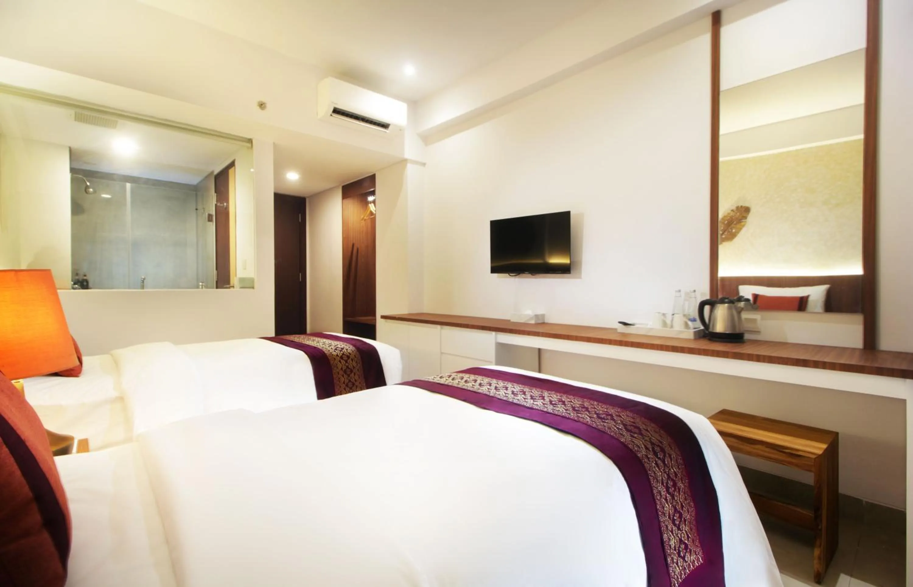 Bed in Nadi Hotel Legian
