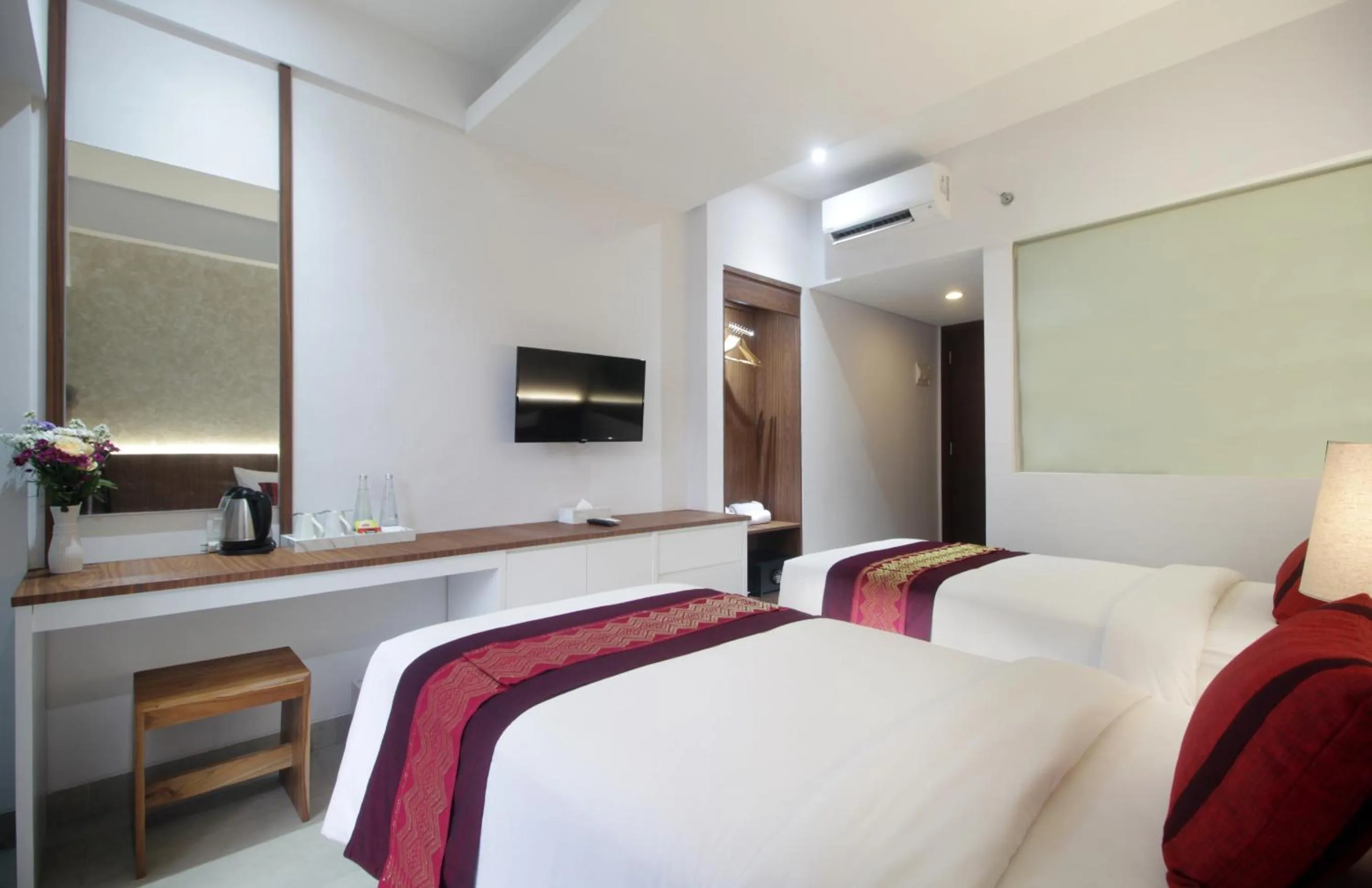 Bed in Nadi Hotel Legian
