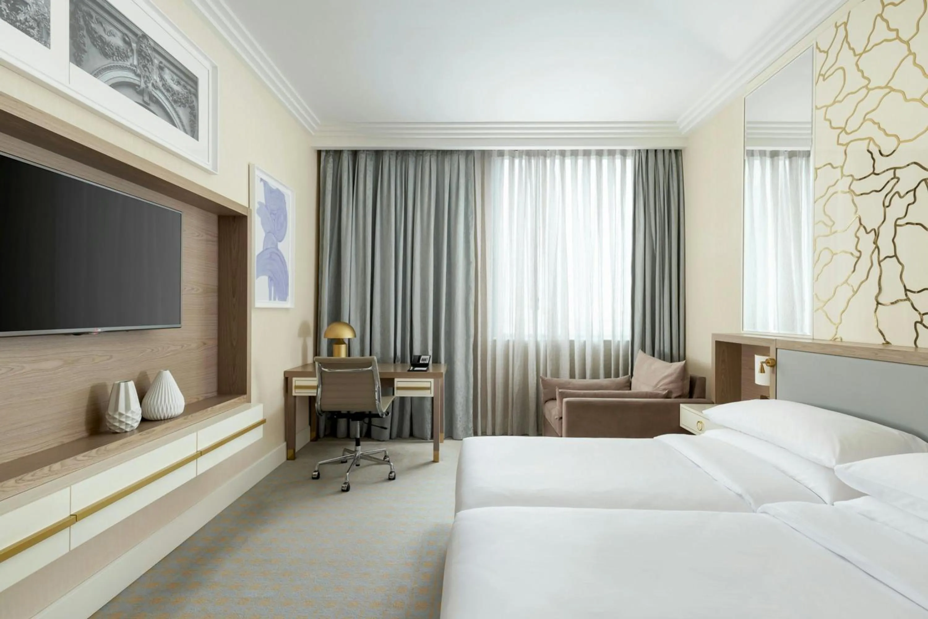 Photo of the whole room, Bed in Baku Marriott Hotel Boulevard
