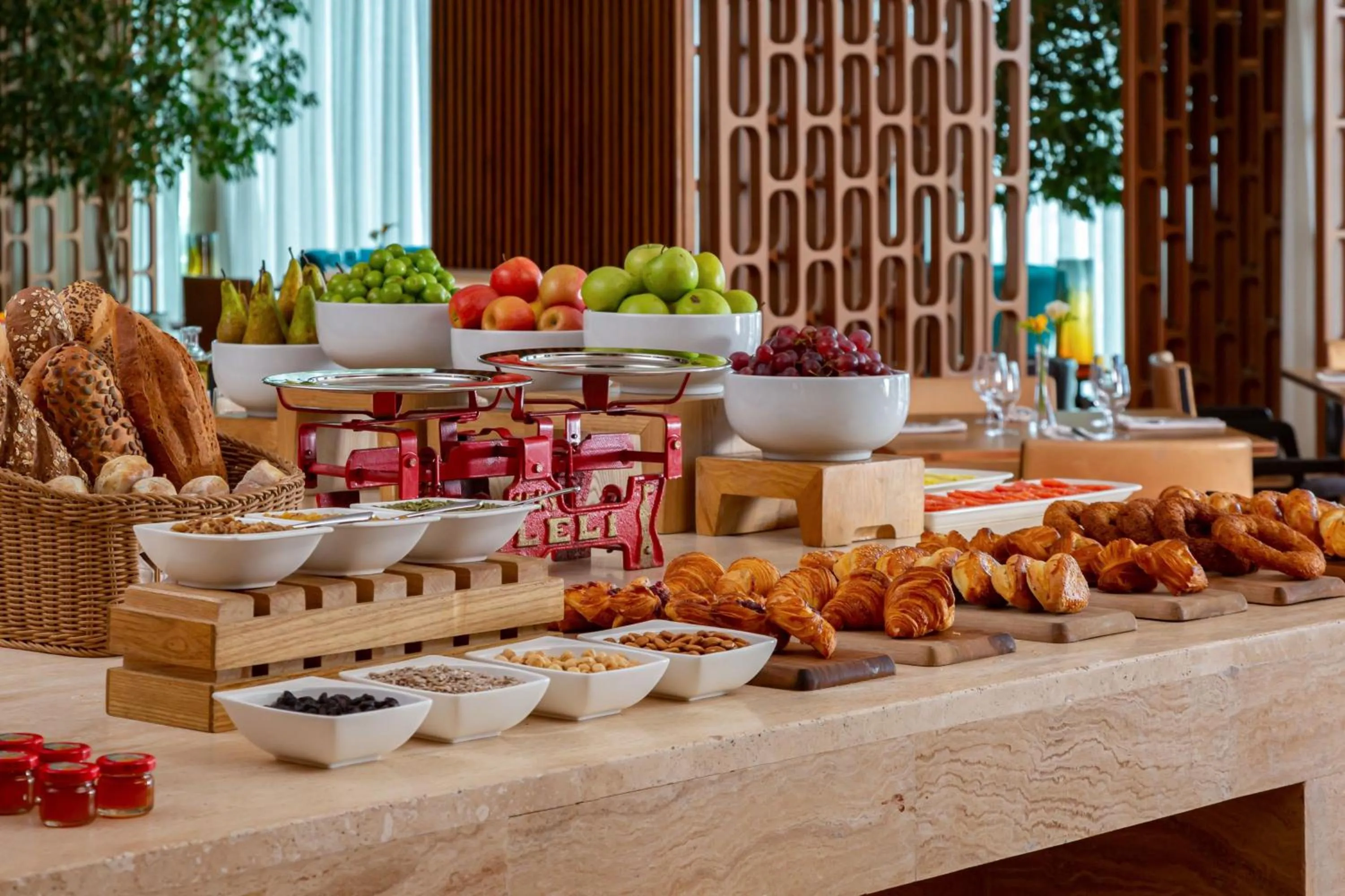 Breakfast in Sheraton Baku Intourist