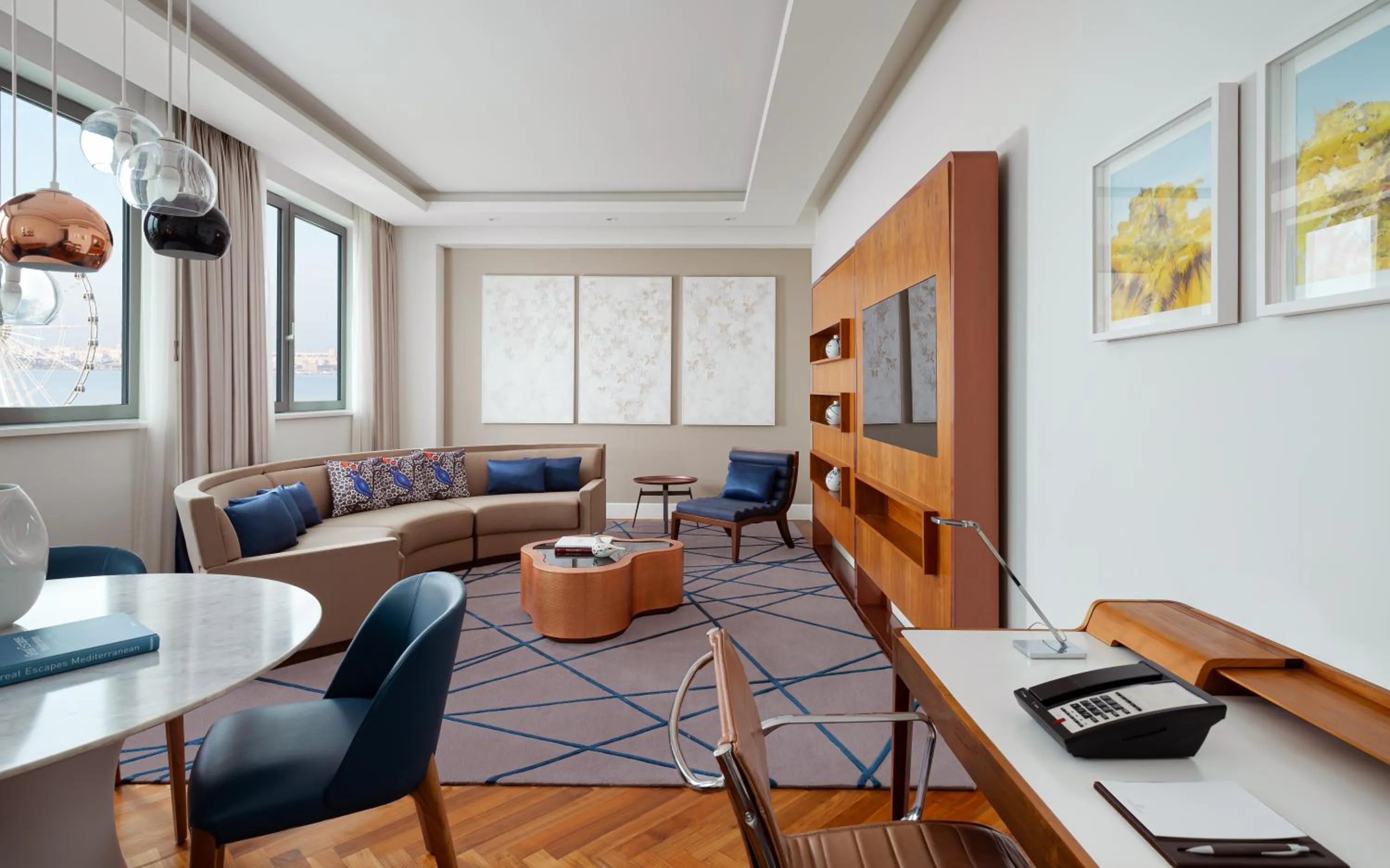 TV and multimedia in Sheraton Baku Intourist