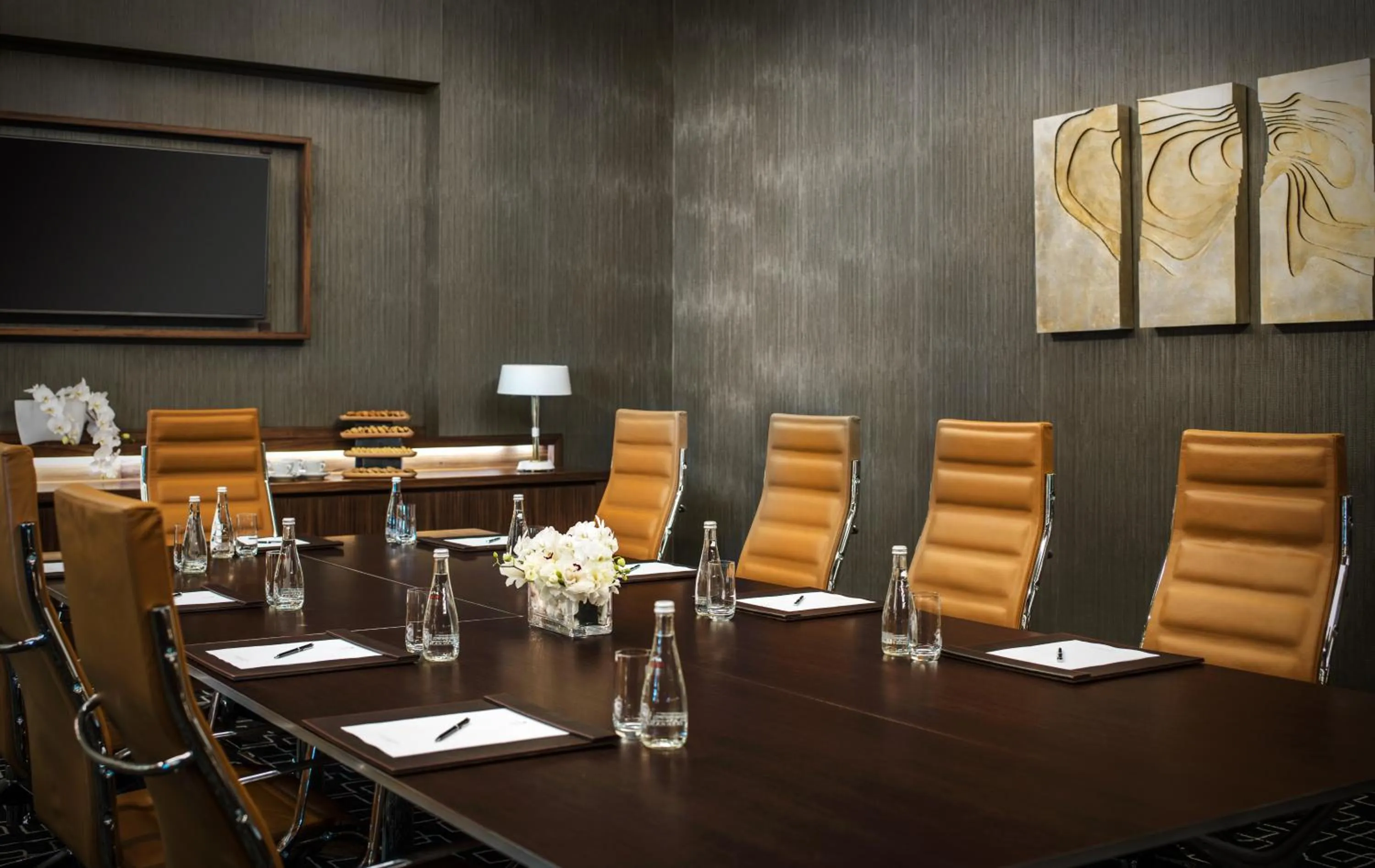 Meeting/conference room in Sheraton Baku Intourist