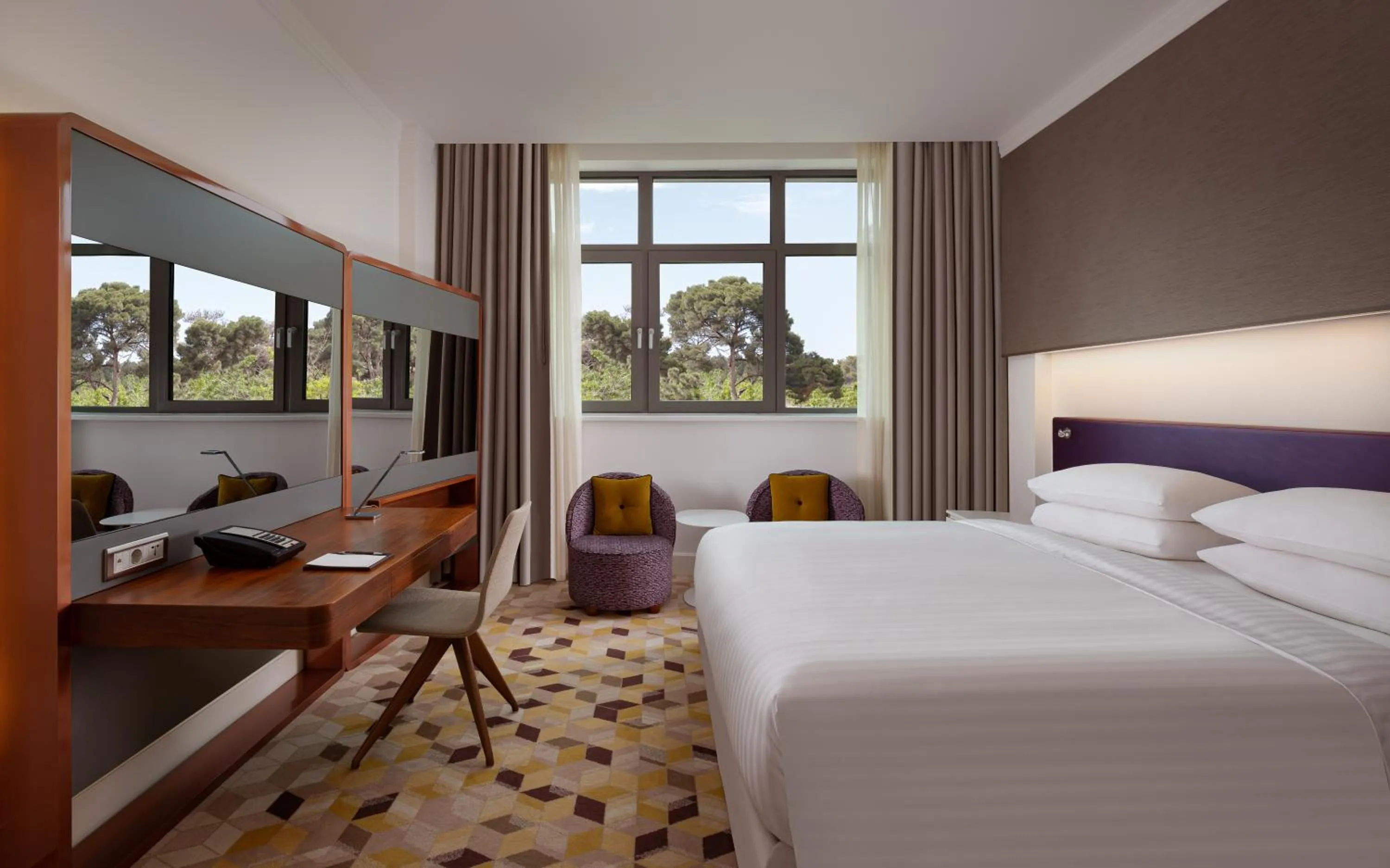 Bed in Sheraton Baku Intourist