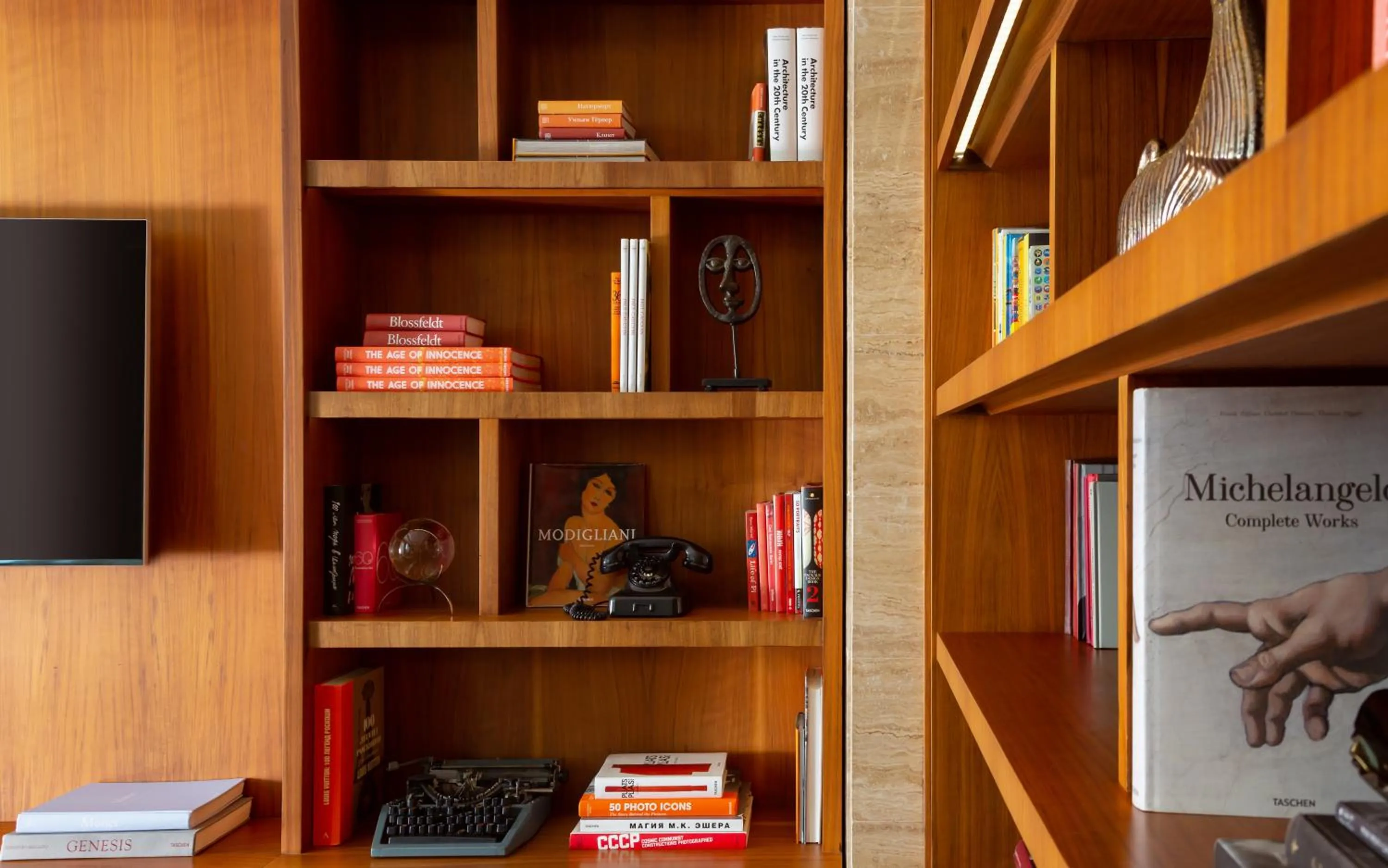 Library in Sheraton Baku Intourist