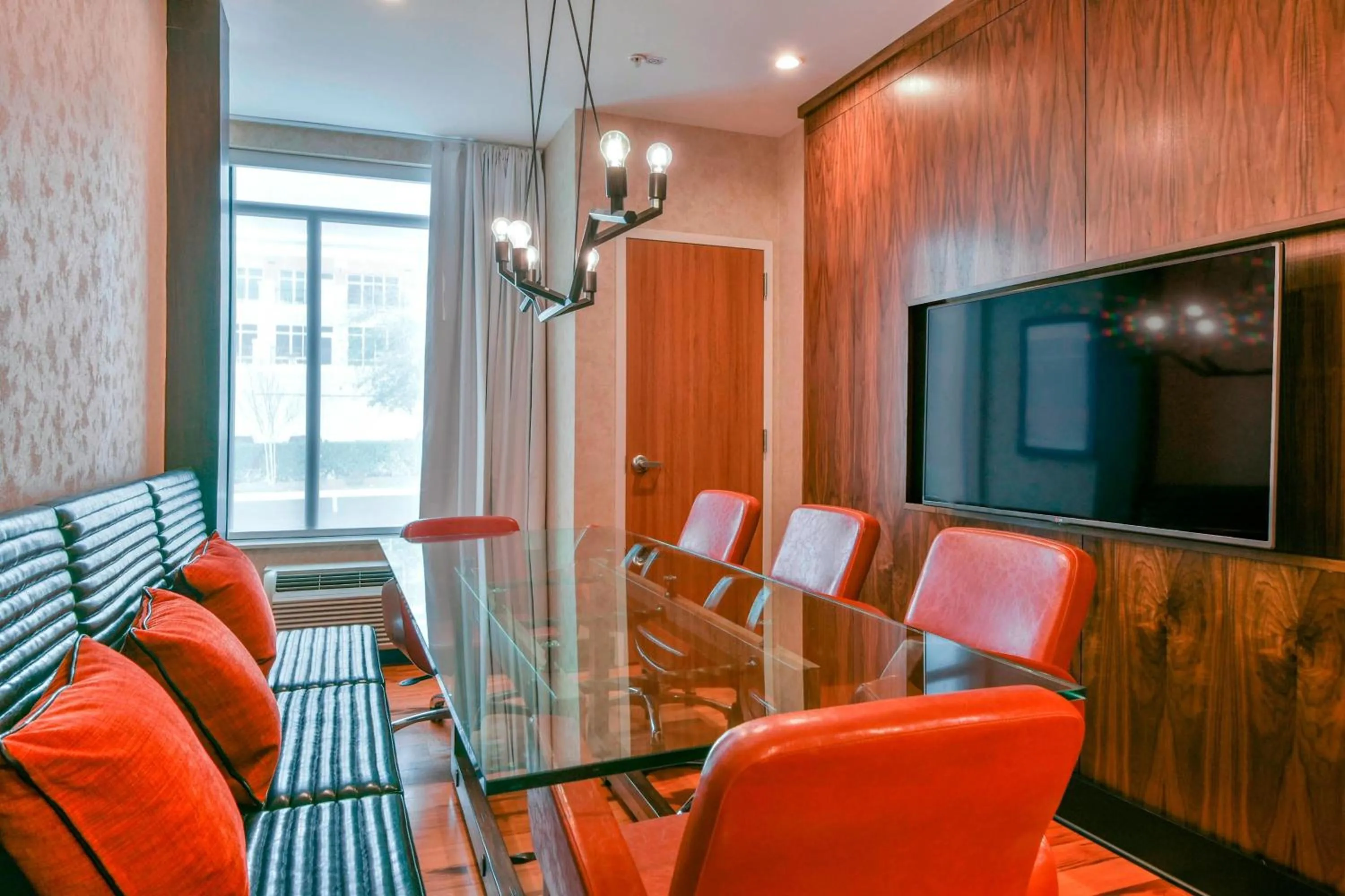 Bedroom in SpringHill Suites by Marriott Wilmington Wrightsville Beach