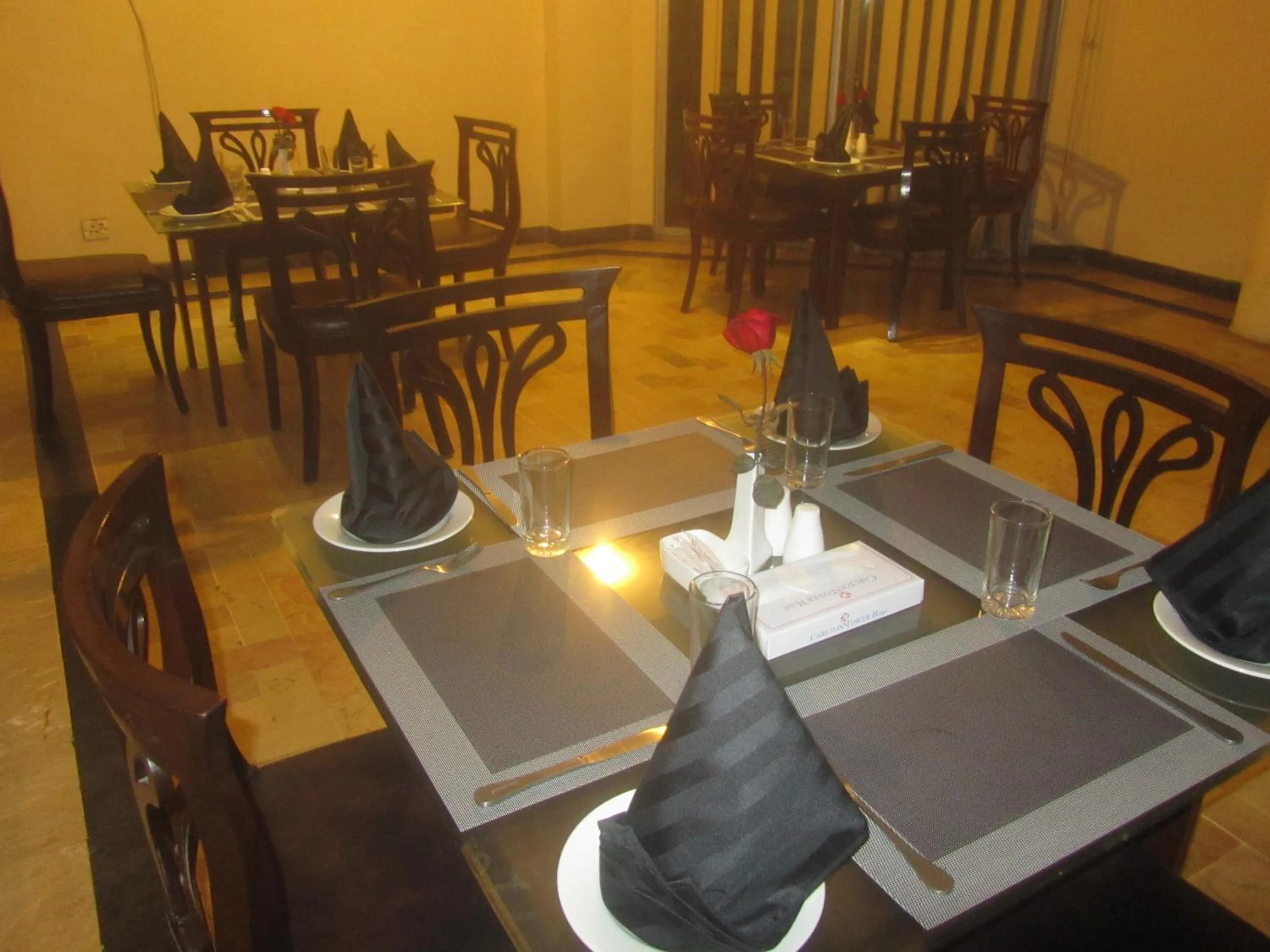Restaurant/places to eat in Carlton Tower Hotel Lahore