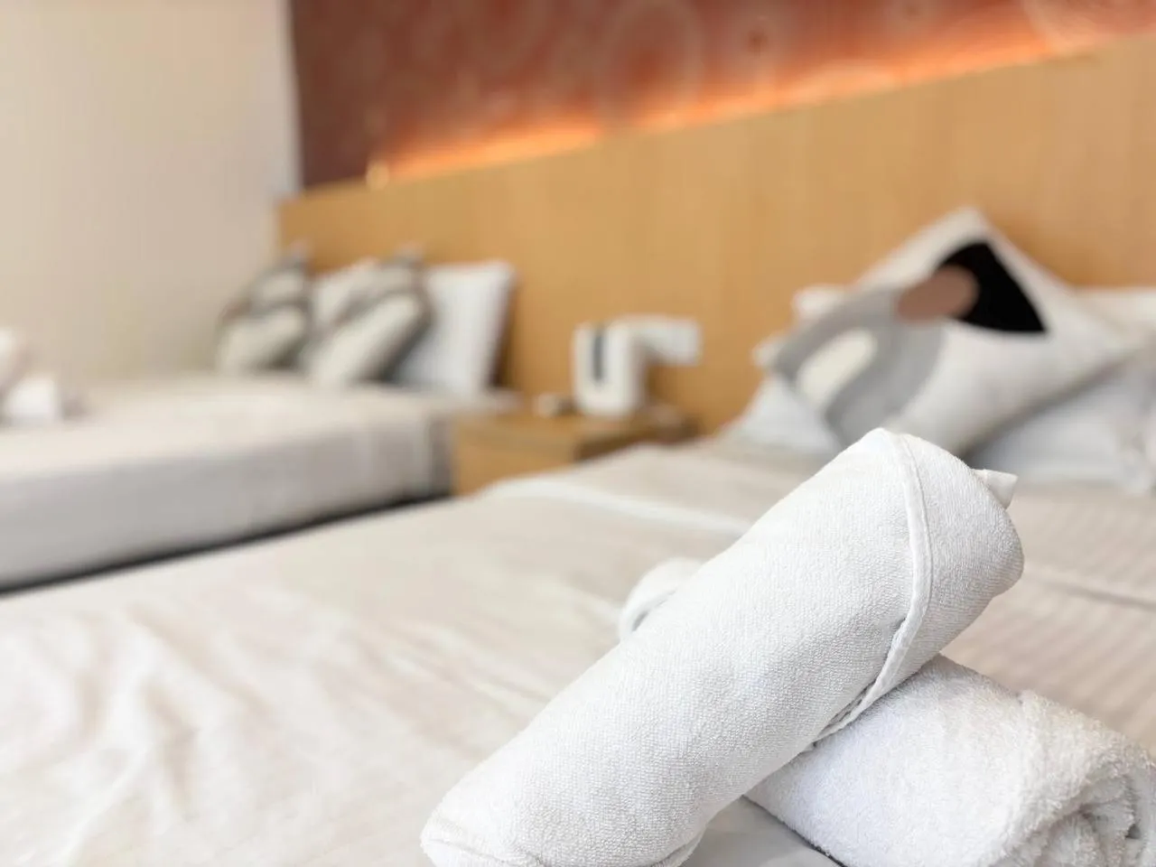 Photo of the whole room, Bed in Signature Hotel by Easy Nap