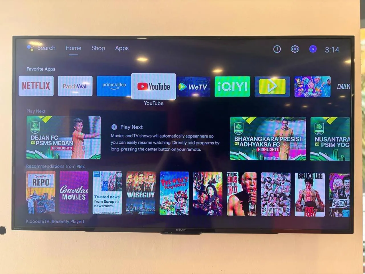 TV and multimedia in Signature Hotel by Easy Nap