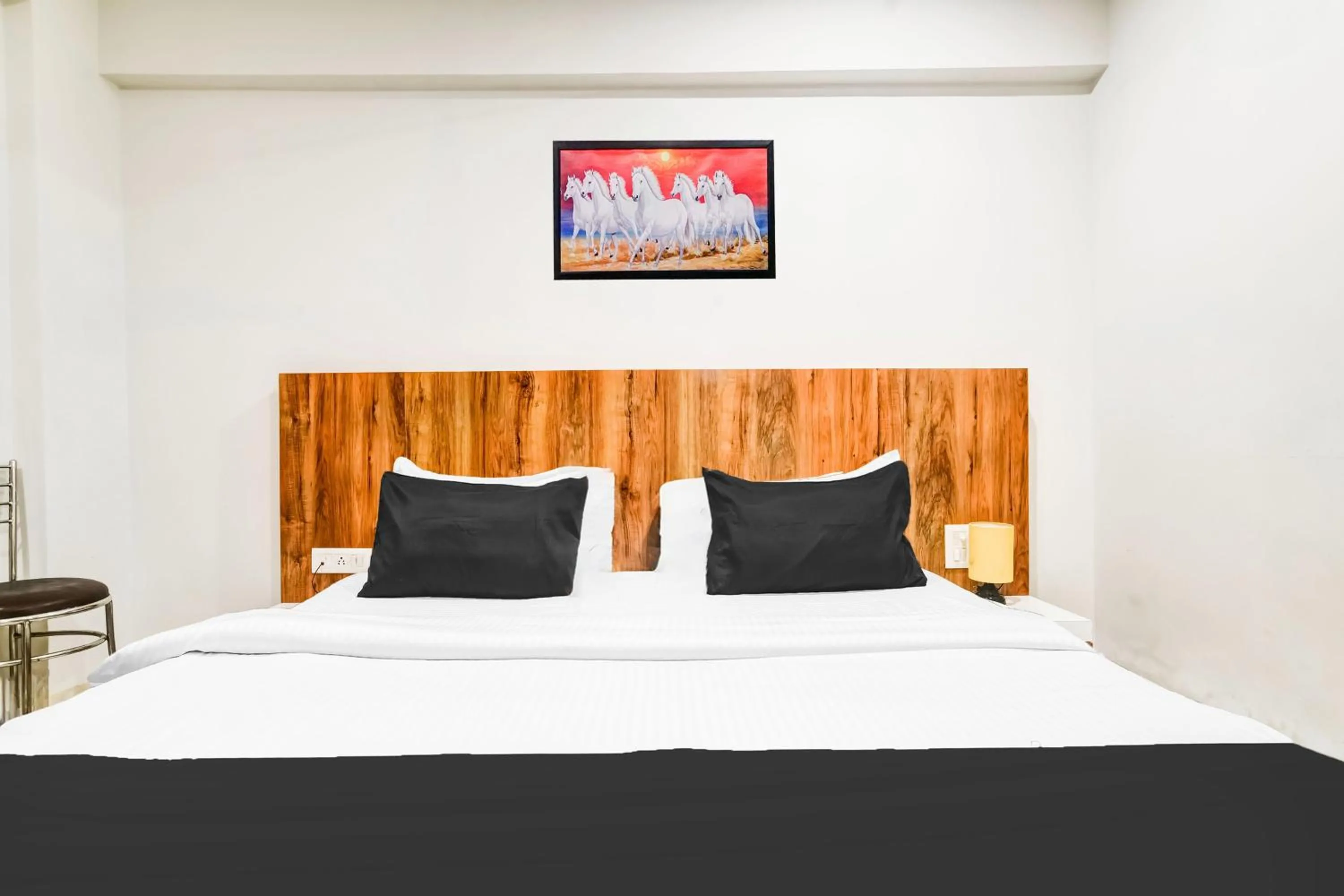 Bedroom, Bed in Hotel O Jawahar Marg Formerly Hotel Virat