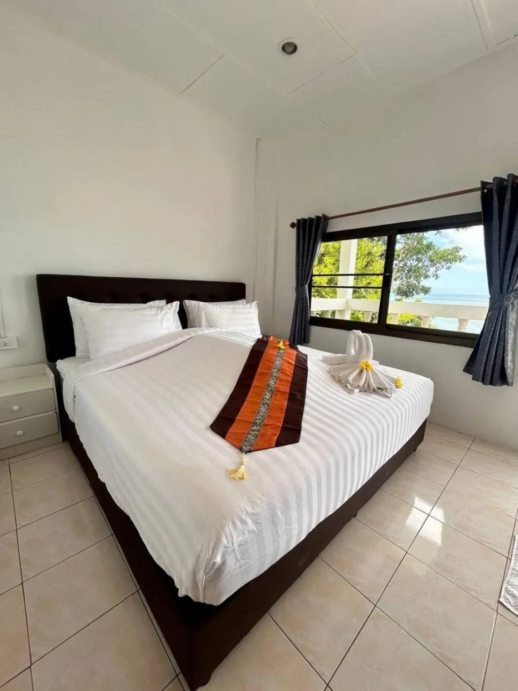 Bed in Private Paradise Resort