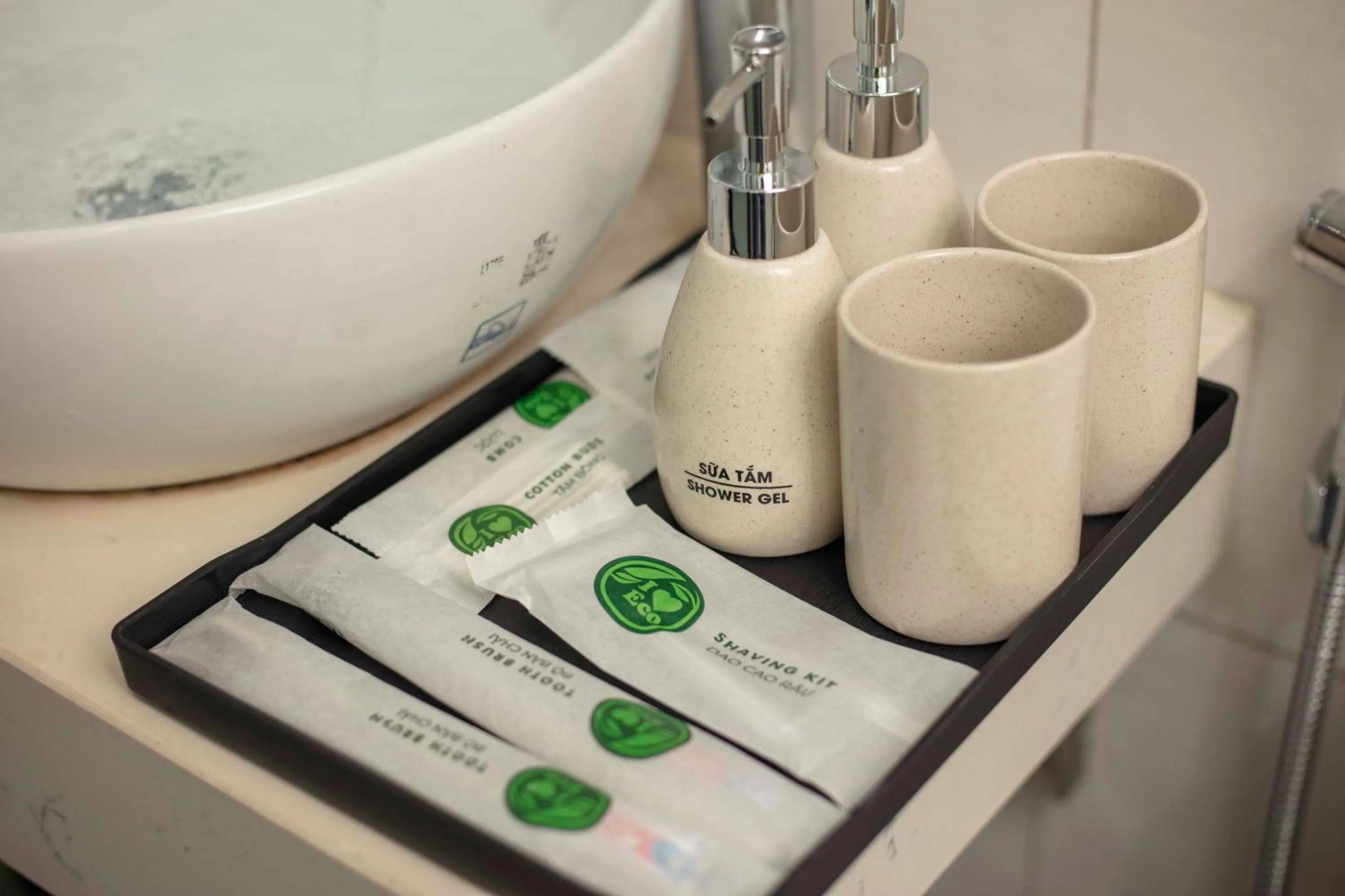 Toilet in Infinity HaNoi Hotel & Travel