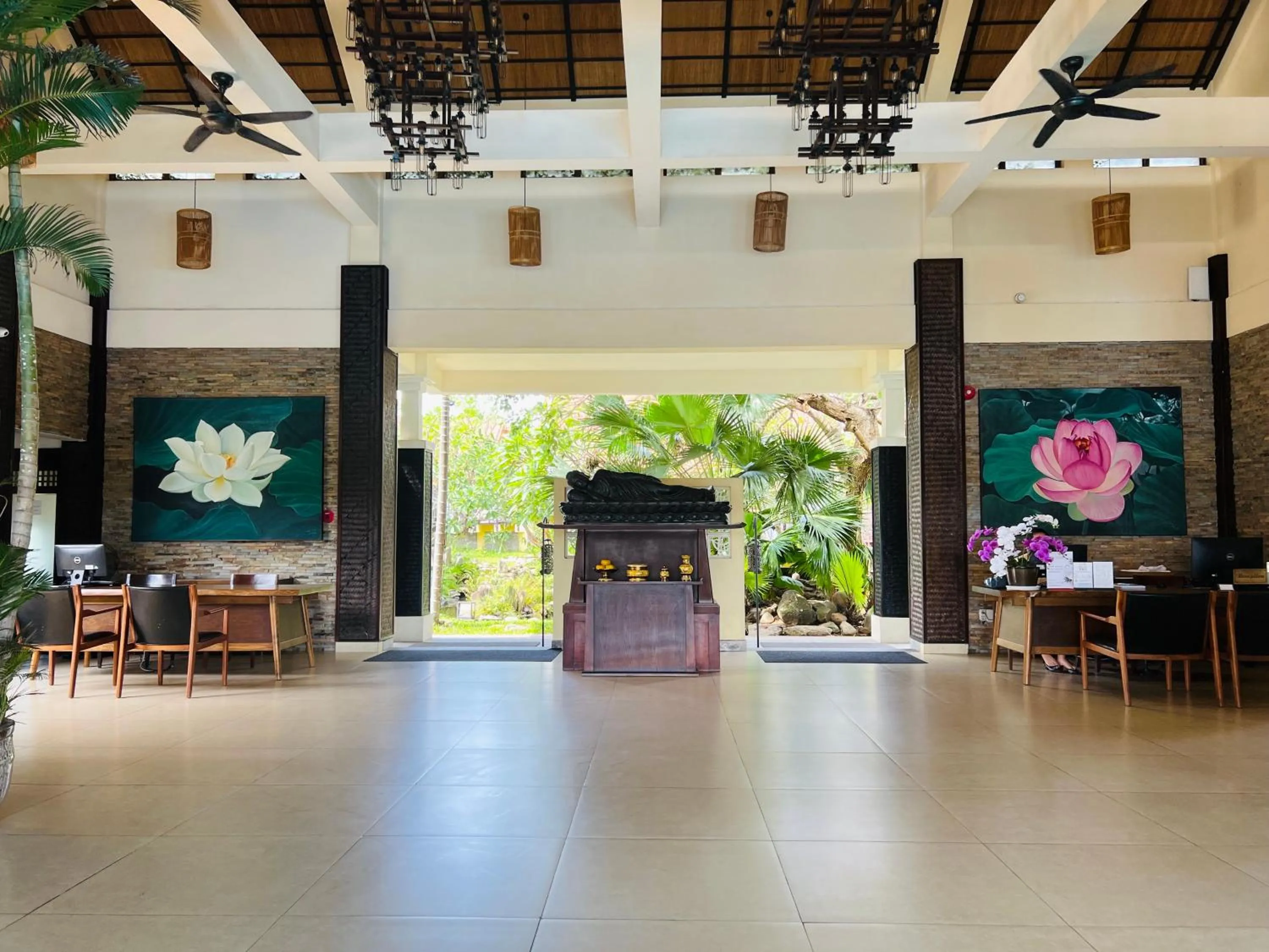 Lobby or reception in The Blossom Resort Island Da Nang - Onsen Included